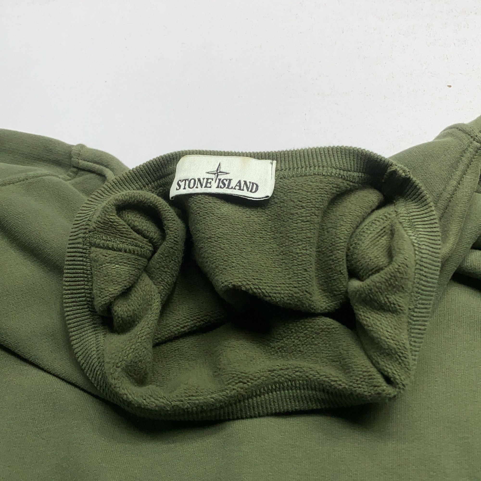 Stone Island Stone Island Green Logo Patch Sweatshirt Size XL Size US XL / EU 56 / 4 - 9 Thumbnail