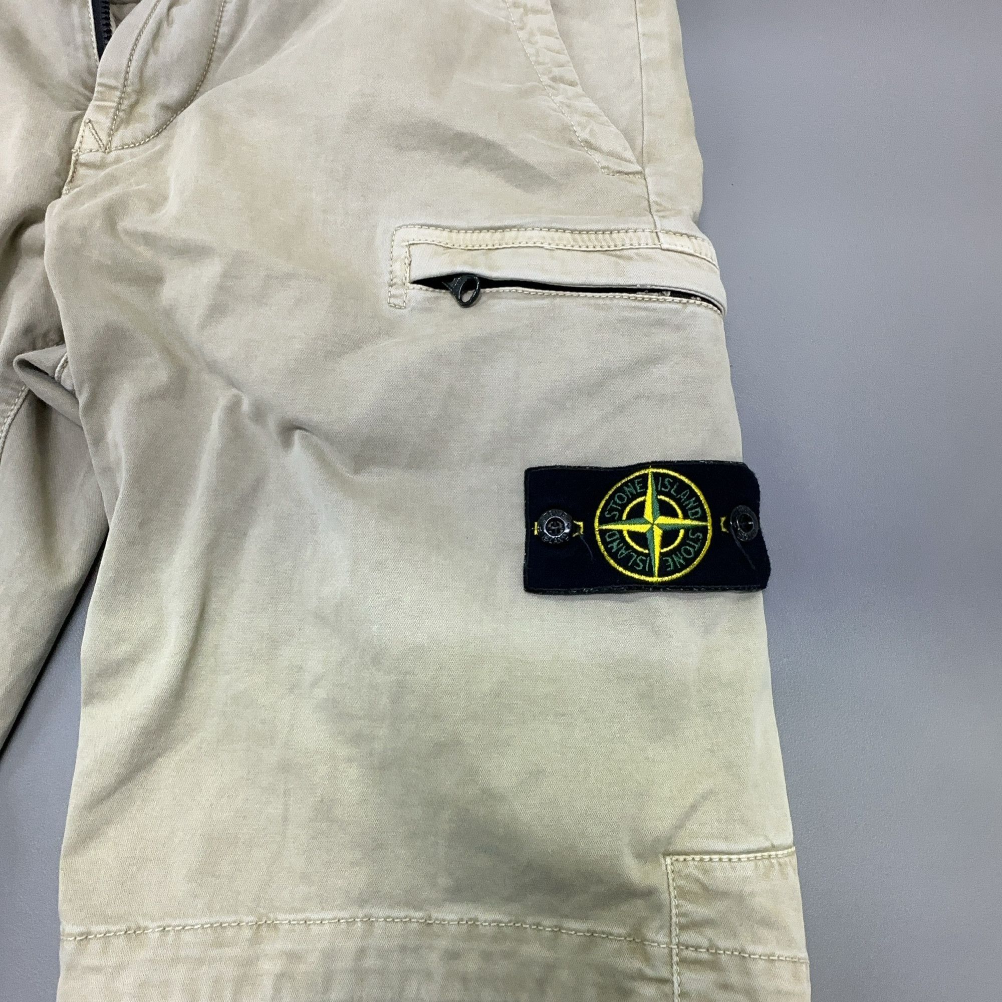 Stone Island Stone Island Logo Patch Cargo Shorts Size 30 Size US 30 / EU 46 - 6 Thumbnail