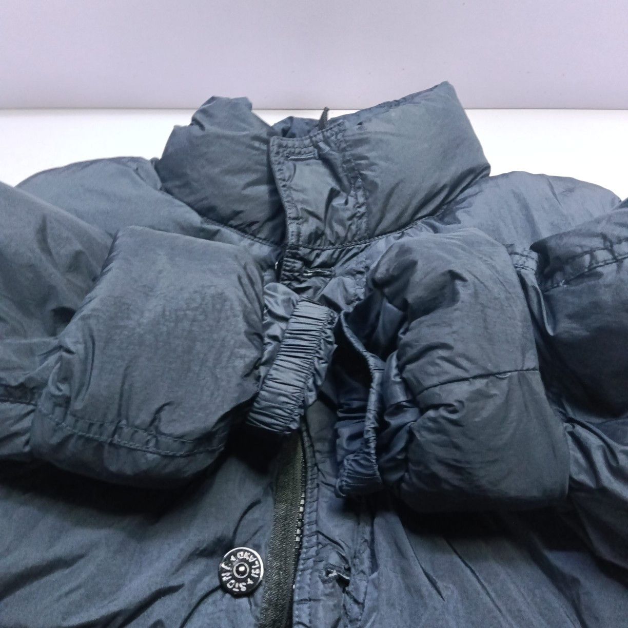 Stone Island Stone Island Badge Puffer Jacket Size M Size US M / EU 48-50 / 2 - 8 Thumbnail