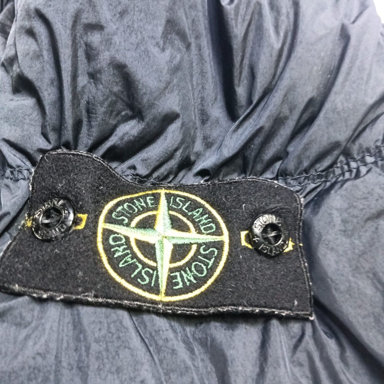 Stone Island Stone Island Badge Puffer Jacket Size M Size US M / EU 48-50 / 2 - 6 Thumbnail