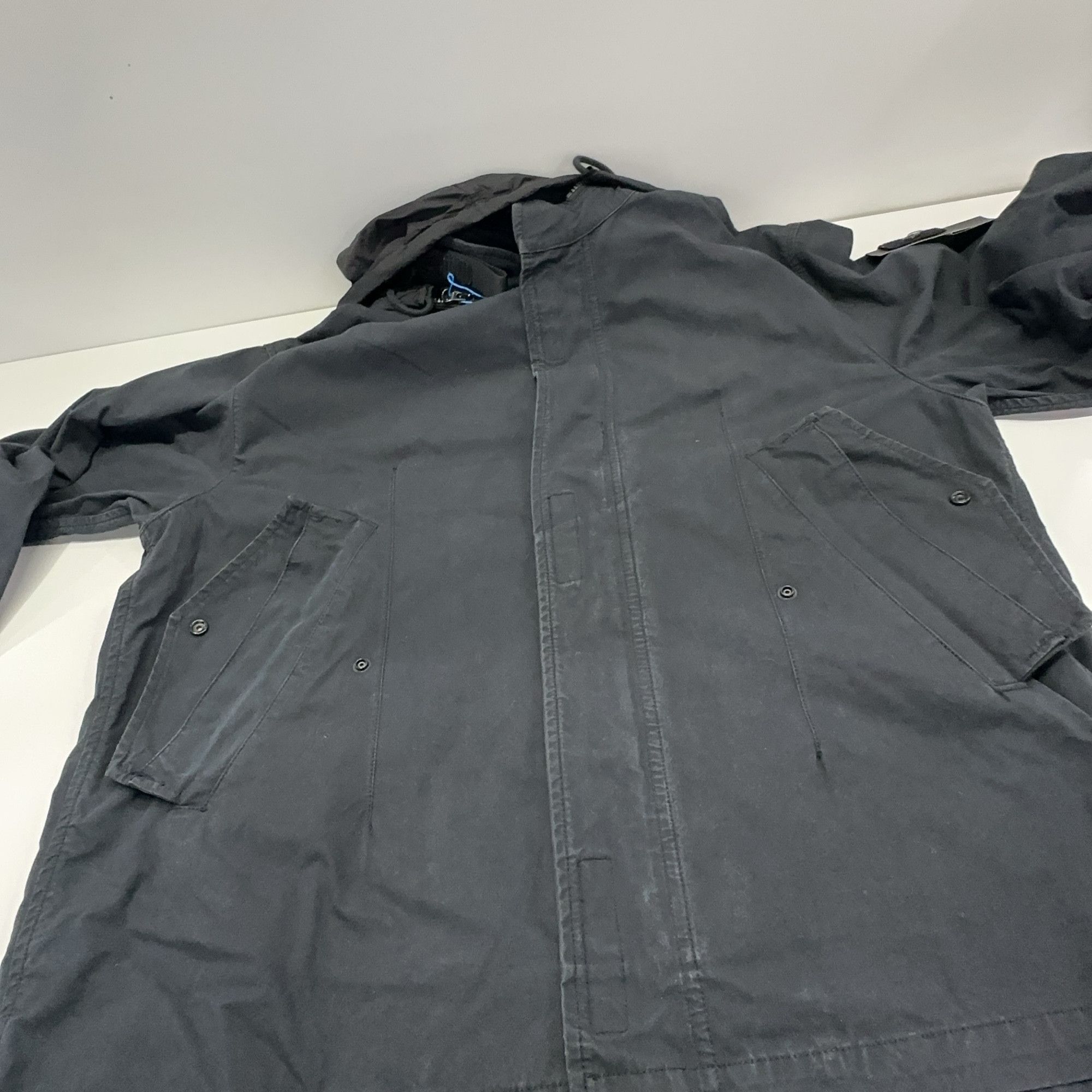 Stone Island × Supreme Supreme x Stone Island Hooded Jacket Black Size S Size US S / EU 44-46 / 1 - 14 Thumbnail