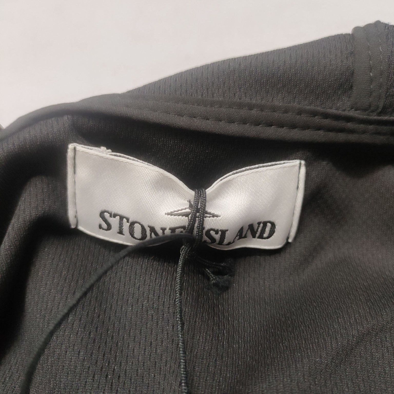 Stone Island Stone Island Soft Shell-R Light Jacket Size S Size US S / EU 44-46 / 1 - 3 Thumbnail