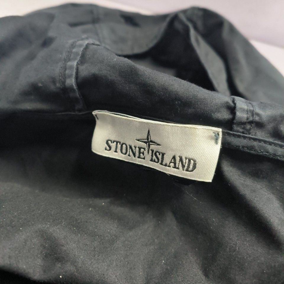 Stone Island Stone Island Hooded Zip Up Jacket Size L Size US L / EU 52-54 / 3 - 3 Thumbnail