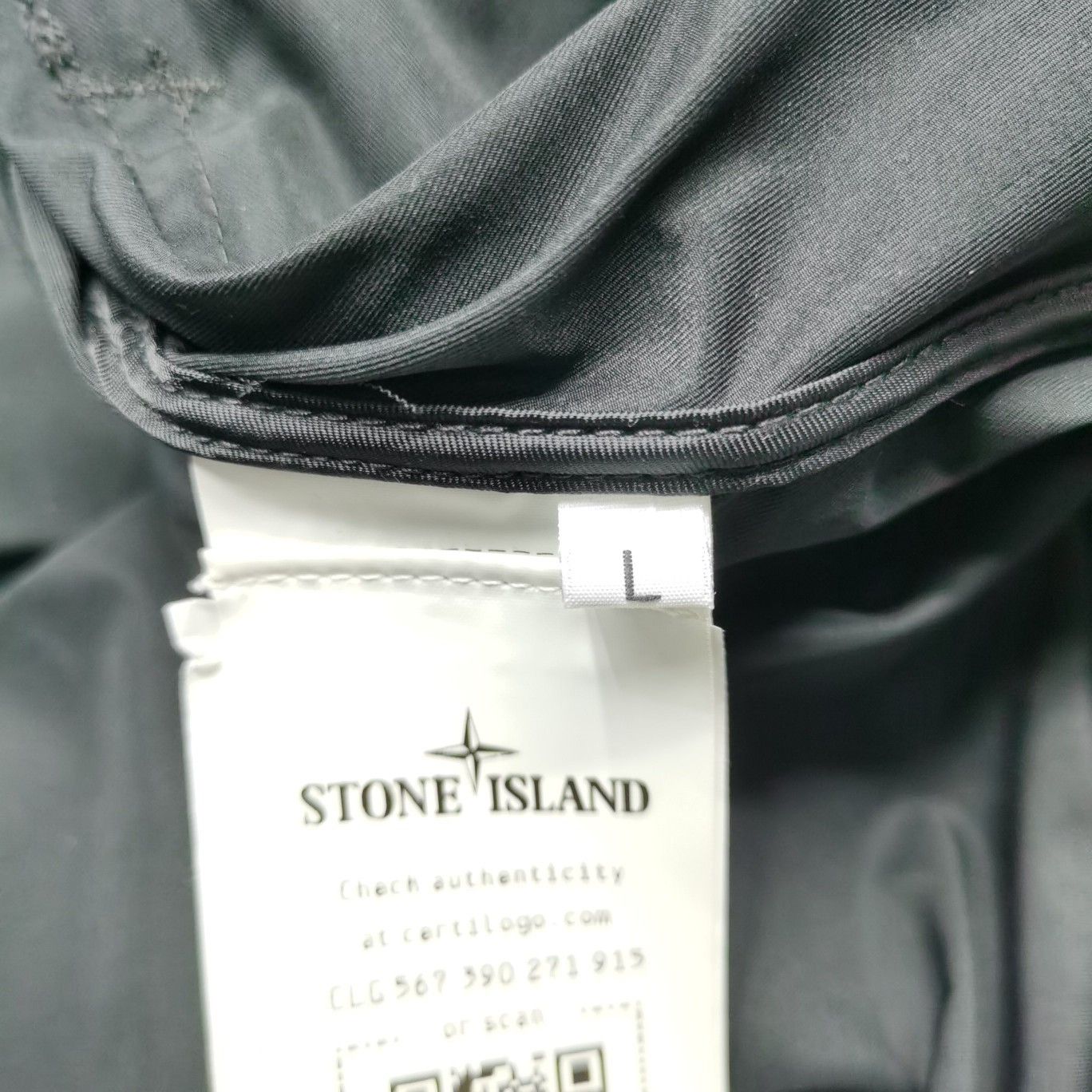 Stone Island Stone Island Logo Patch Light Jacket Size L Size US L / EU 52-54 / 3 - 4 Thumbnail