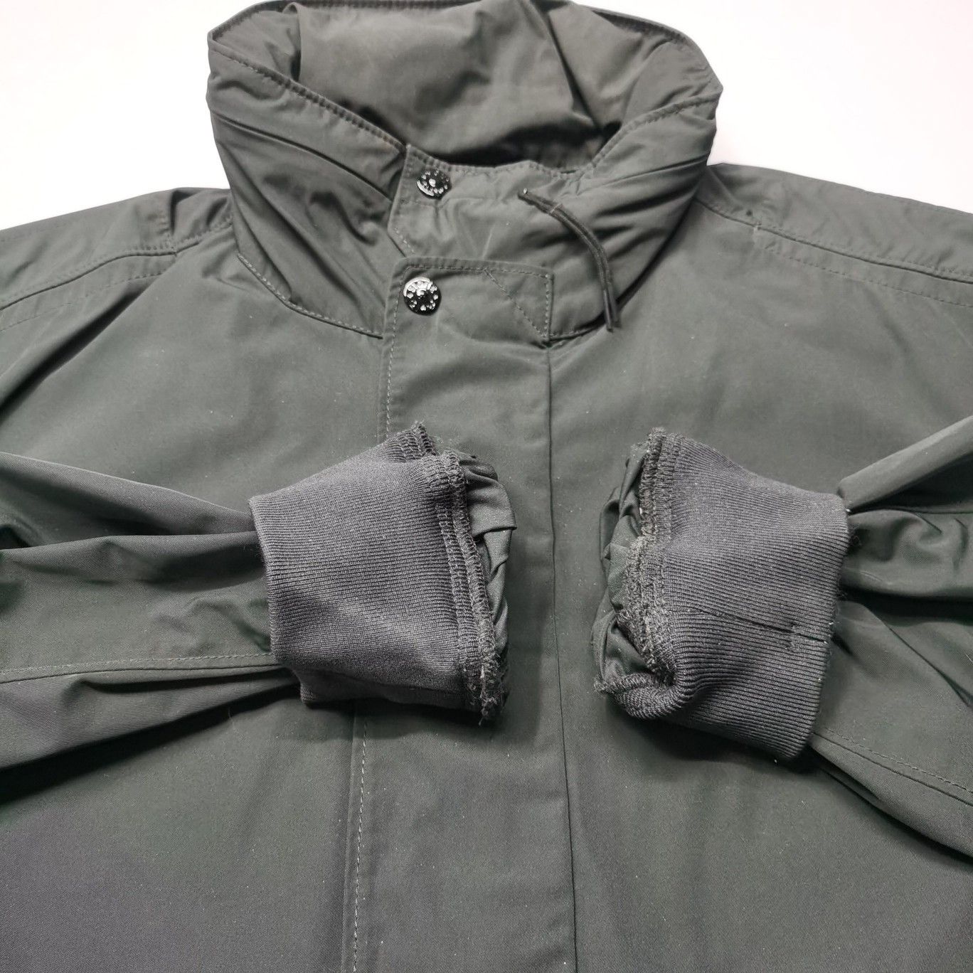 Stone Island Stone Island Logo Patch Light Jacket Size L Size US L / EU 52-54 / 3 - 11 Thumbnail