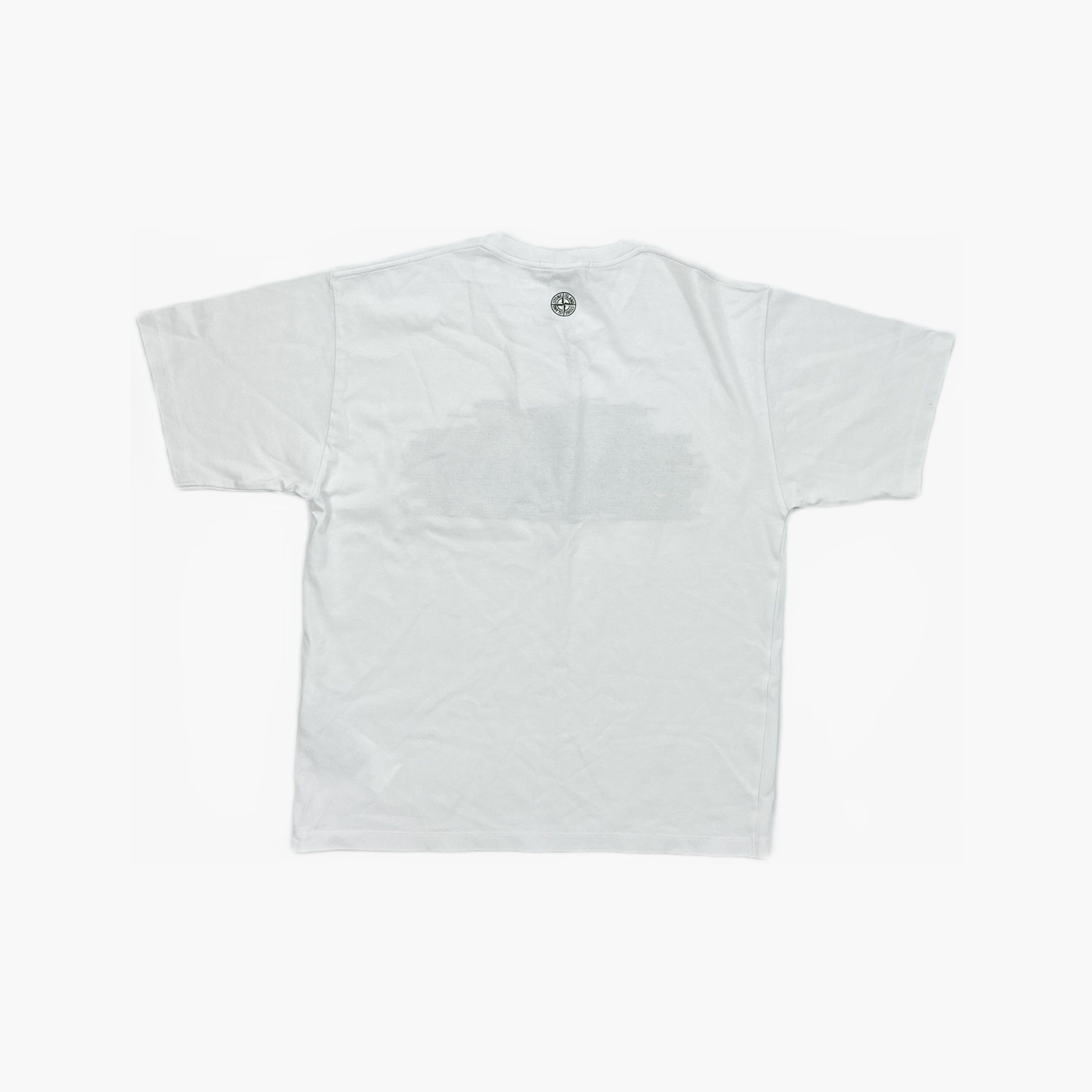 Stone Island Stone Island Blurred Logo T-Shirt Size L Size US L / EU 52-54 / 3 - 2 Thumbnail