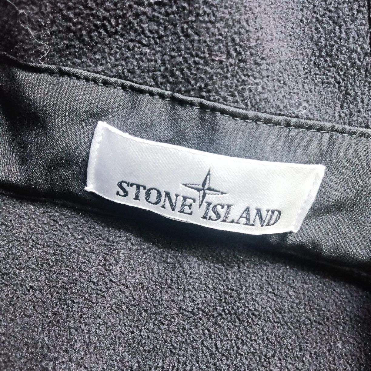 Stone Island Stone Island Soft Shell-R Hooded Jacket Size L Size US L / EU 52-54 / 3 - 3 Thumbnail