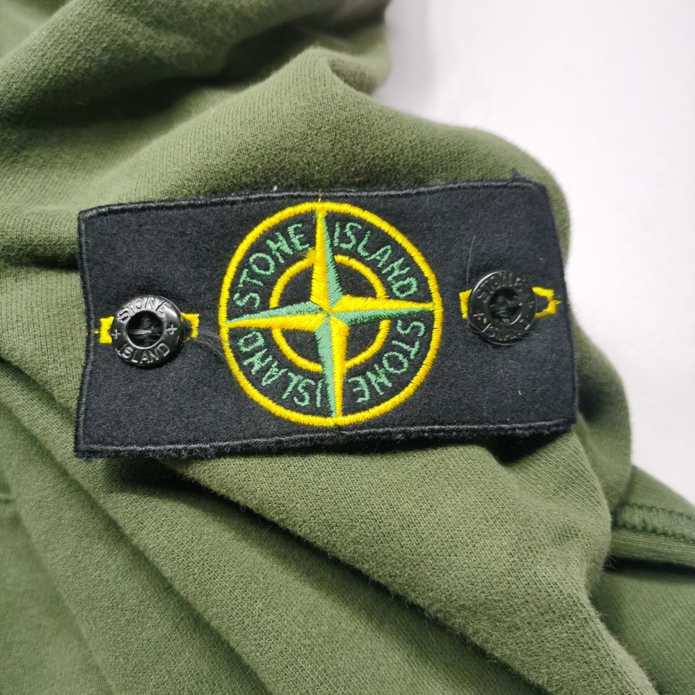 Stone Island Stone Island Logo Patch Hoodie Size L Size US L / EU 52-54 / 3 - 4 Thumbnail