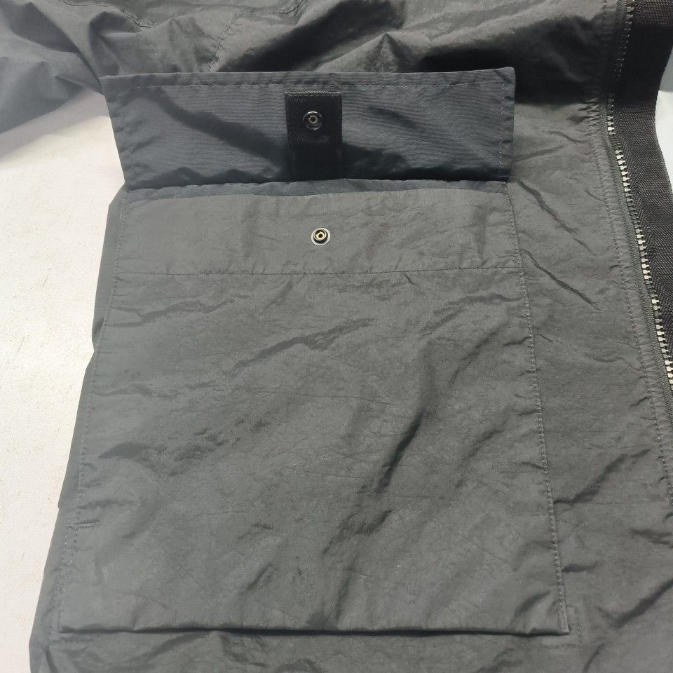 Stone Island Stone Island Logo Badge Waterproof Hooded Jacket Size XL Size US XL / EU 56 / 4 - 15 Thumbnail
