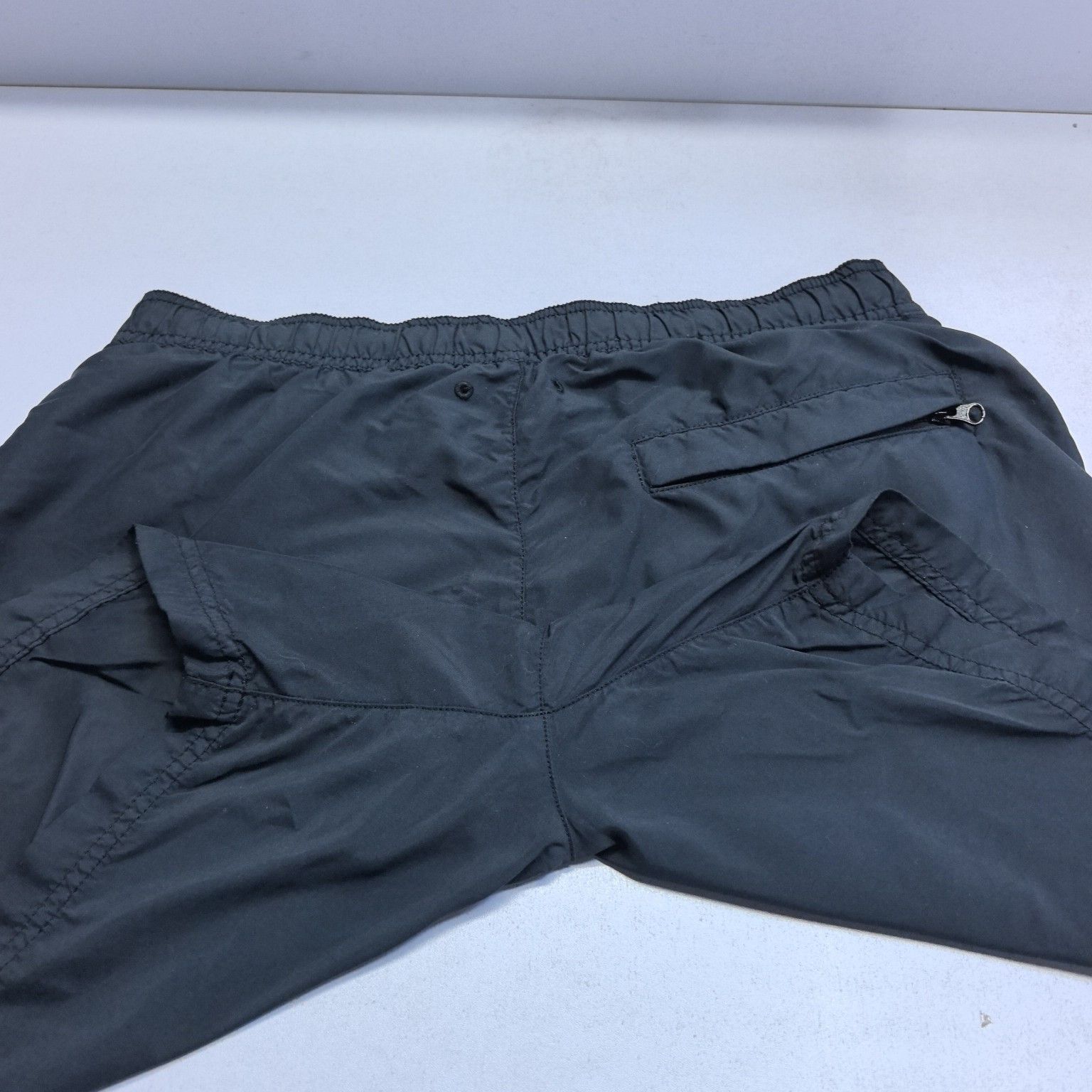 Stone Island Stone Island Nylon Patch Shorts Size S Size US 30 / EU 46 - 11 Thumbnail