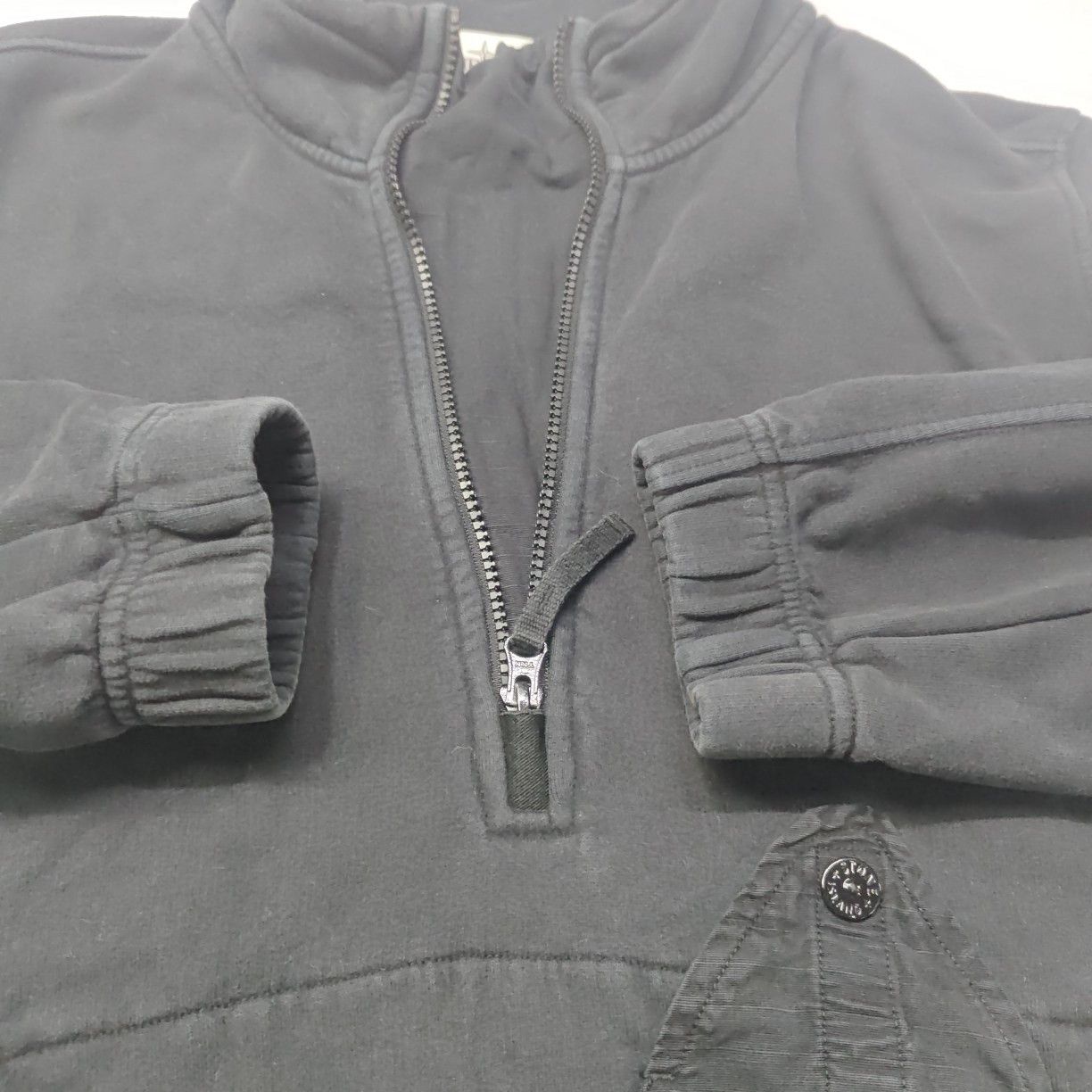 Stone Island STONE ISLAND 1/4 Zip Sweatshirt Size M Size US M / EU 48-50 / 2 - 11 Thumbnail