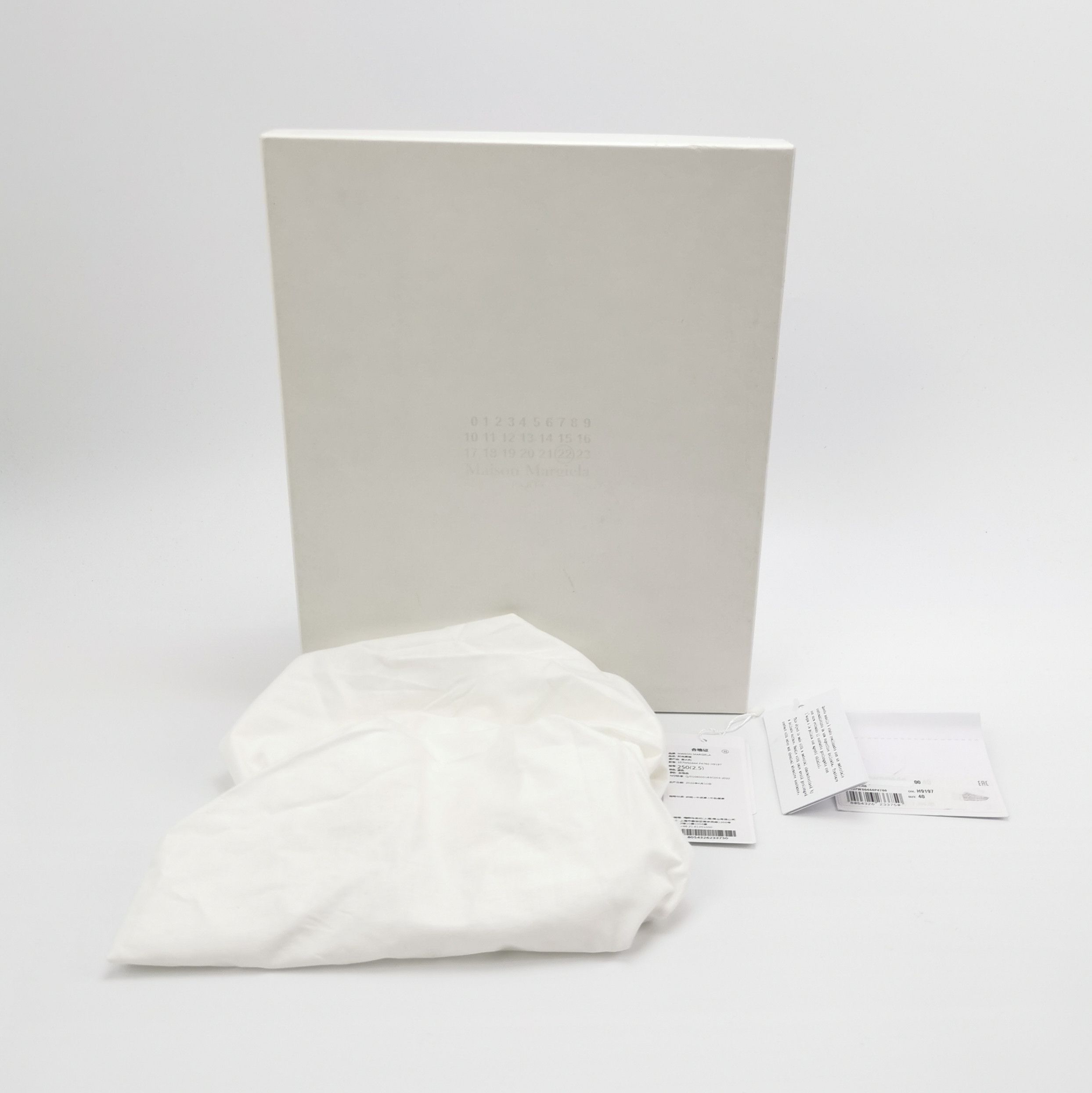 Maison Margiela Maison Margiela Men 7 Lowtop Sneakers Size US 7 / EU 40 - 6 Thumbnail