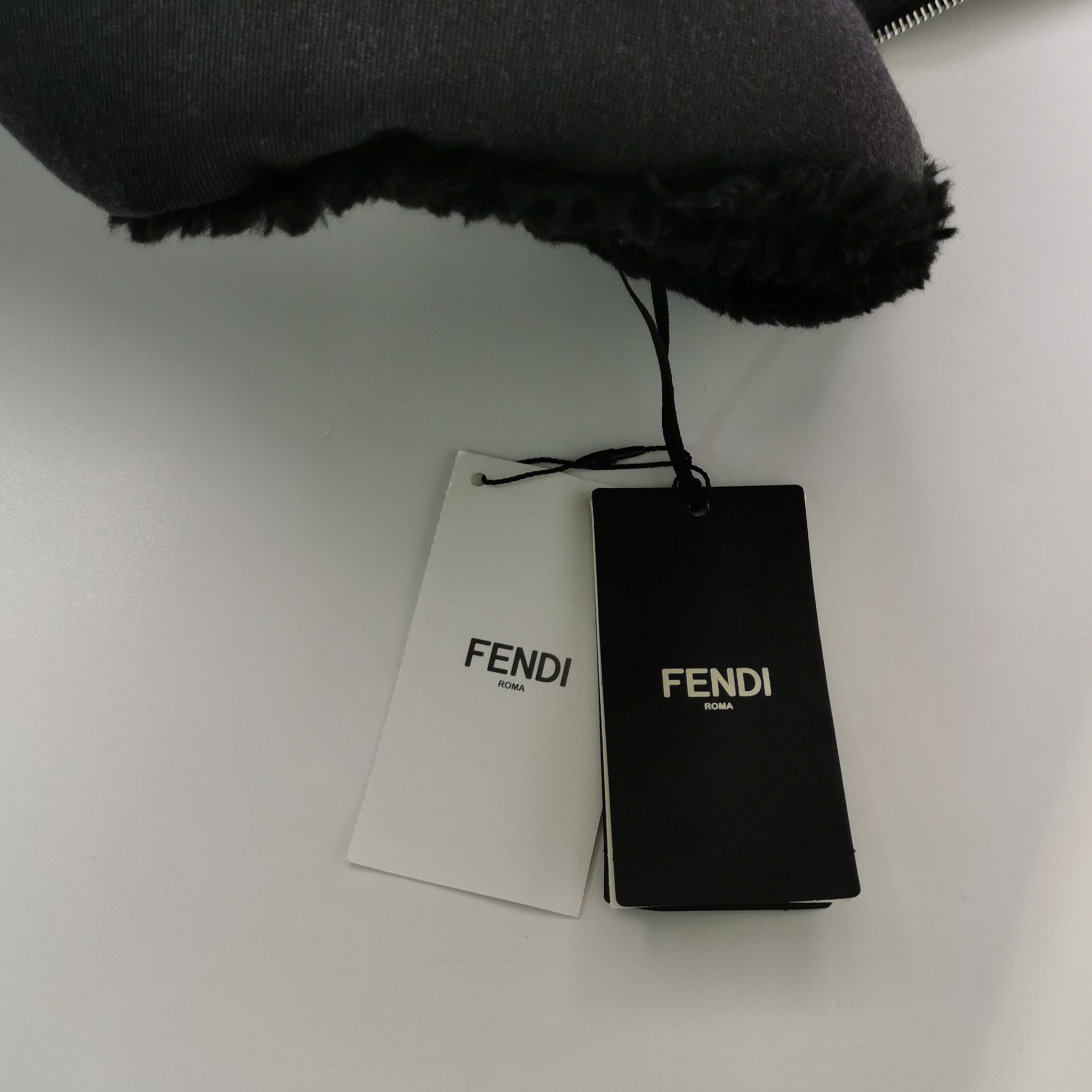 Fendi Fendi Men xl Vests Size US XL / EU 56 / 4 - 4 Thumbnail