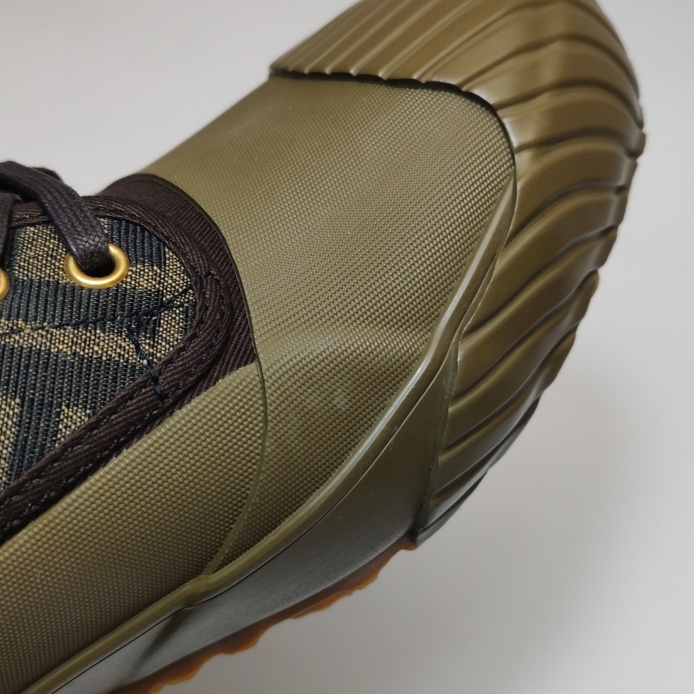 Fendi Fendi Men 10 Lowtop Sneakers Size US 10 / EU 43 - 7 Thumbnail