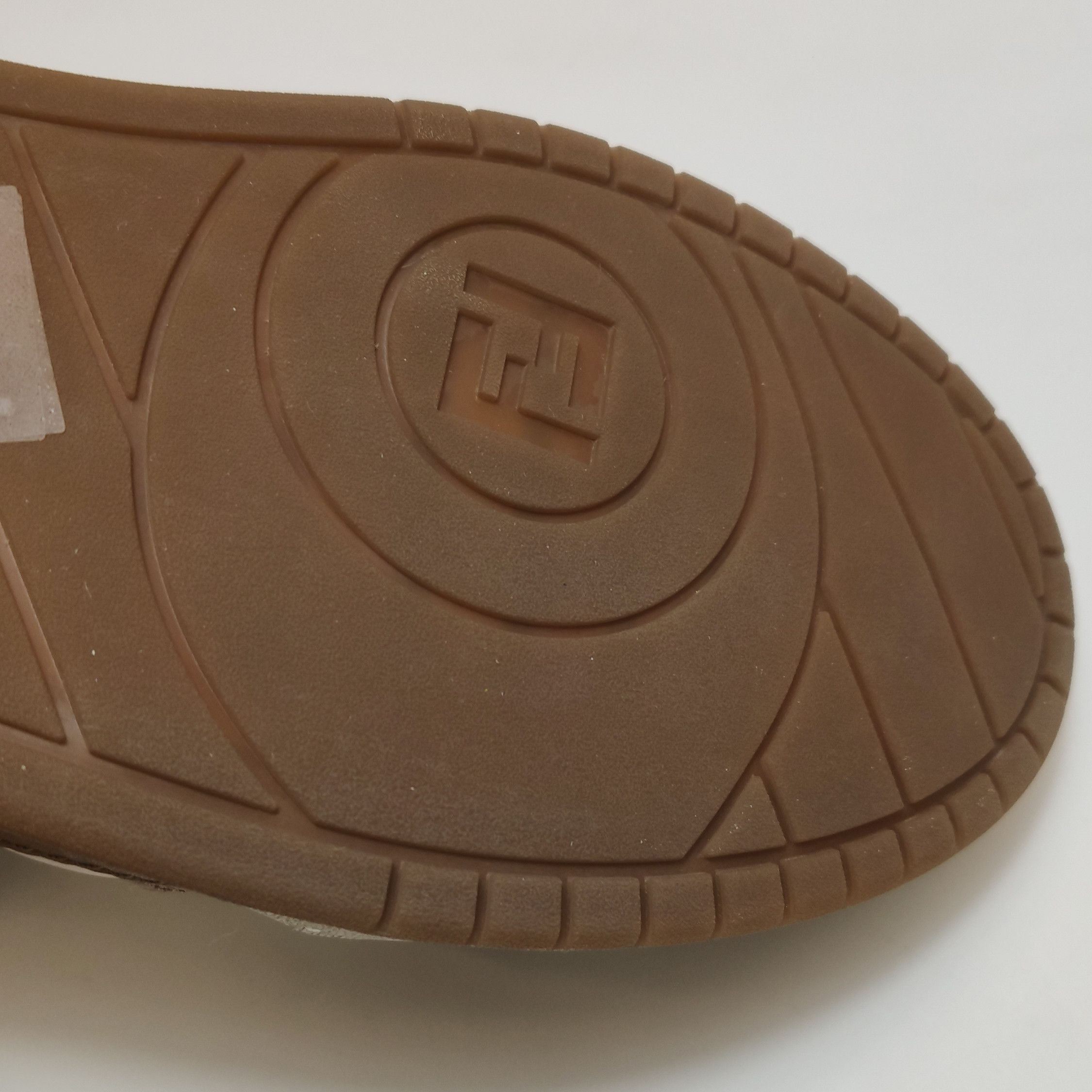 Fendi Fendi Men 8 Lowtop Sneakers Size US 8 / EU 41 - 9 Thumbnail