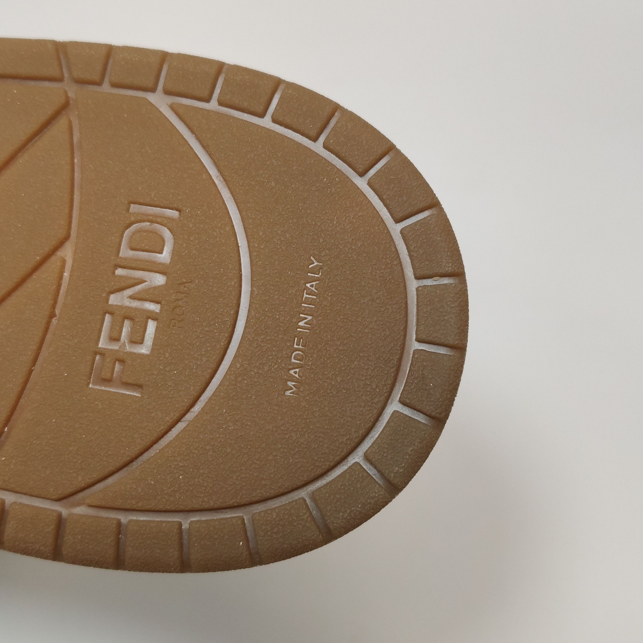 Fendi Fendi Men 7 Lowtop Sneakers Size US 7 / EU 40 - 10 Thumbnail