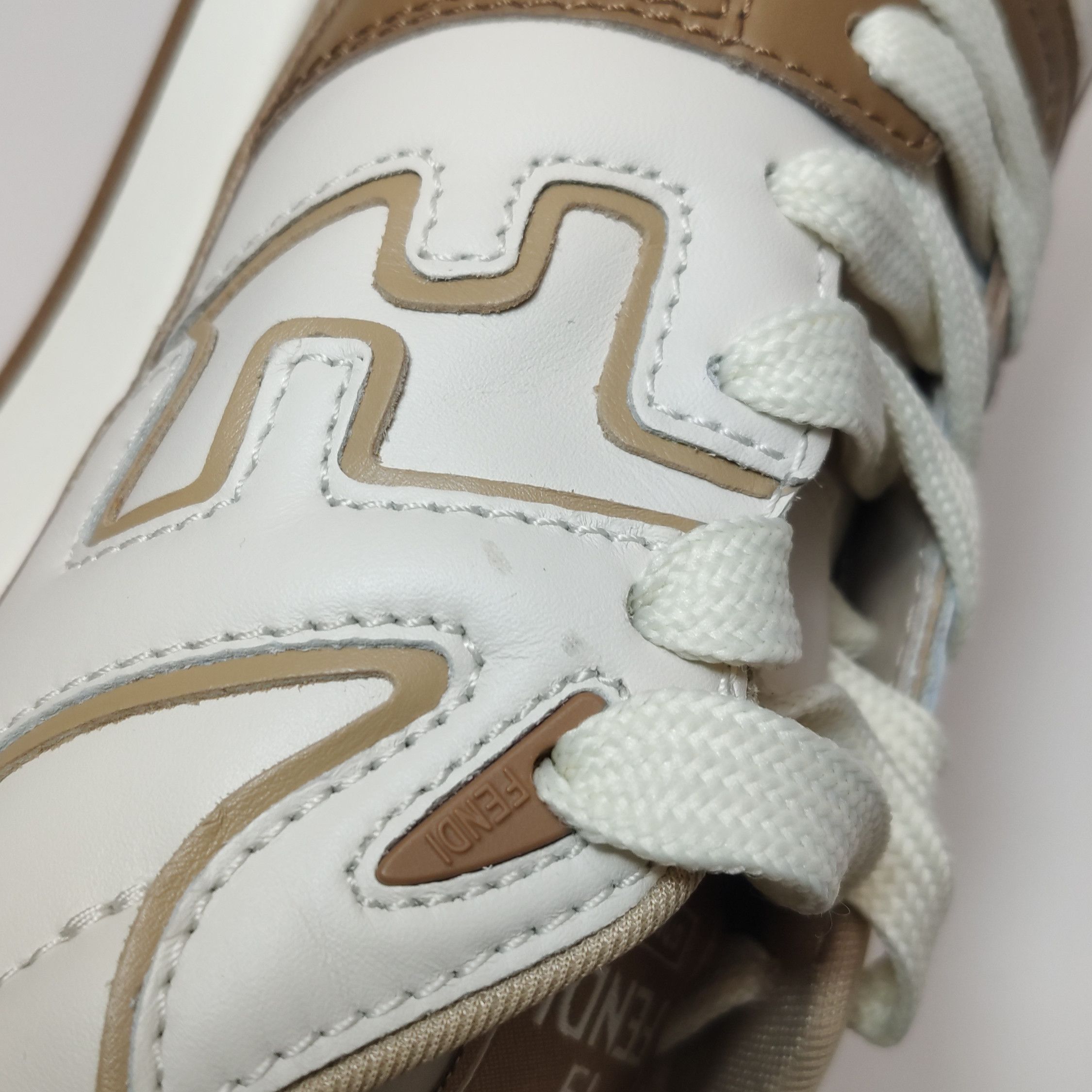 Fendi Fendi Men 8 Lowtop Sneakers Size US 8 / EU 41 - 7 Thumbnail