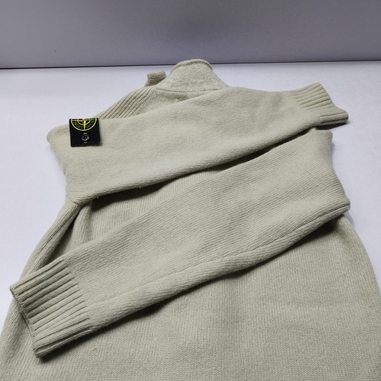 Stone Island STONE ISLAND Compass Patch Knit Cardigan Size S Size US S / EU 44-46 / 1 - 16 Thumbnail