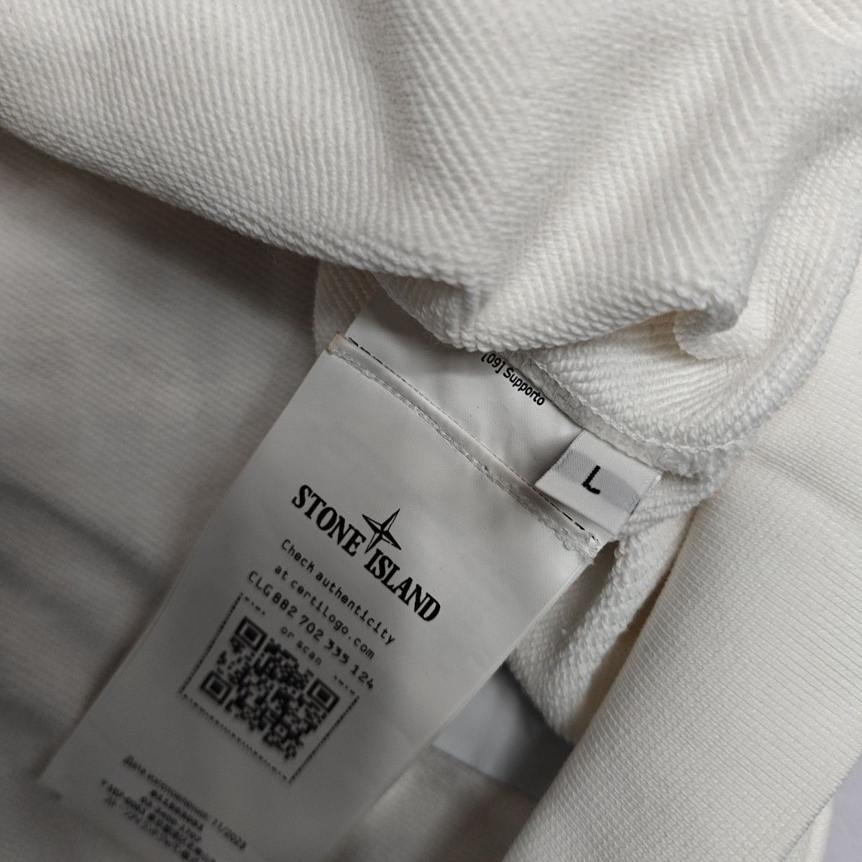 Stone Island Stone Island Logo Patch Sweatshirt Size L Size US L / EU 52-54 / 3 - 4 Thumbnail