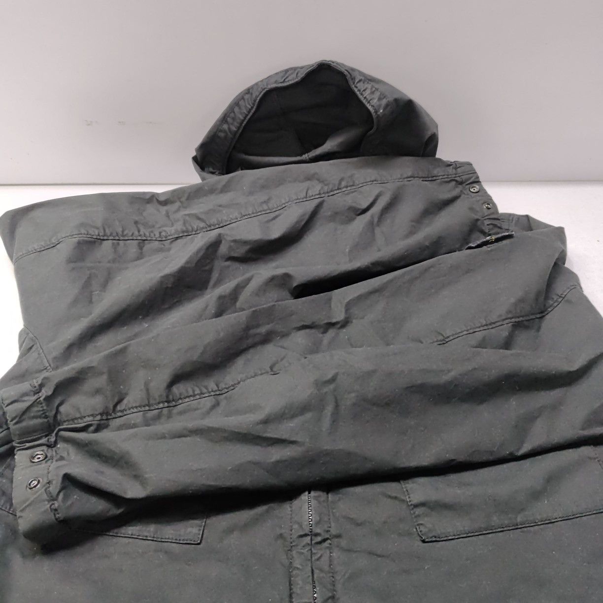 Stone Island Stone Island Logo Patch Hooded Light Jacket Size XXL Size US XXL / EU 58 / 5 - 13 Thumbnail