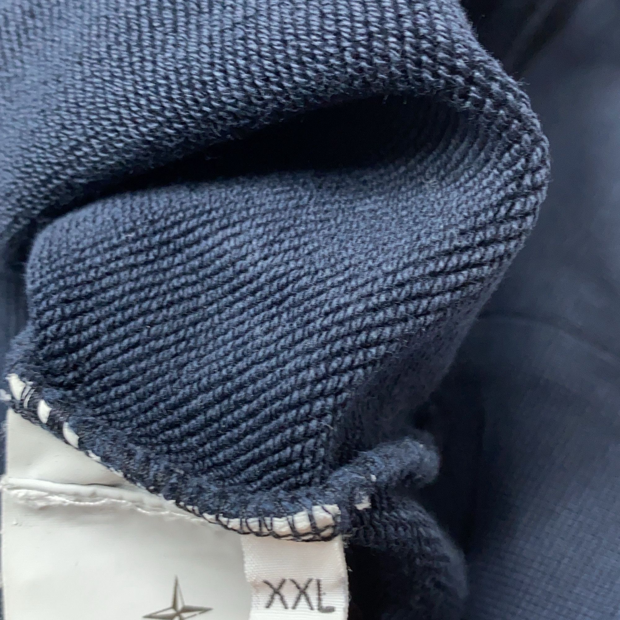 Stone Island Stone Island Embroidered Logo Sweatshirt XXL Size US XXL / EU 58 / 5 - 5 Thumbnail
