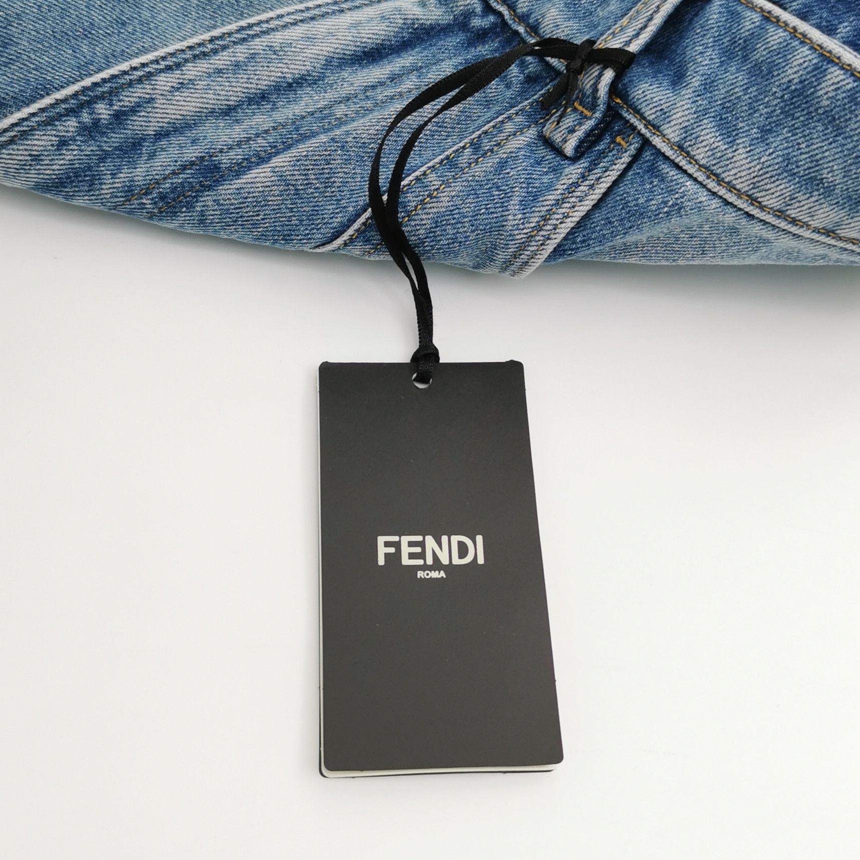 Fendi Fendi Men 28 Shorts Size US 28 / EU 44 - 4 Thumbnail