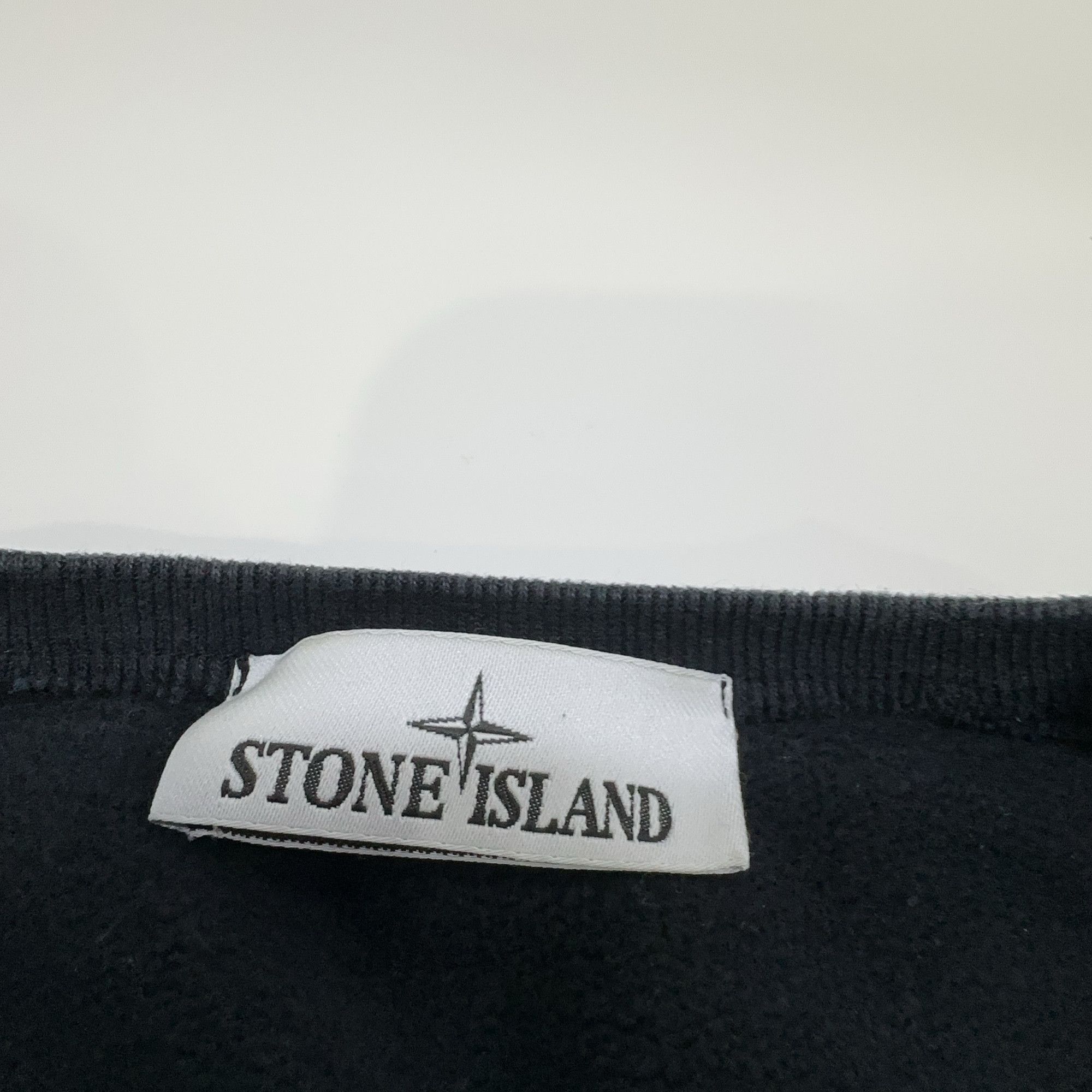 Stone Island Stone Island Compass Patch Sweatshirt Size L Size US L / EU 52-54 / 3 - 5 Thumbnail
