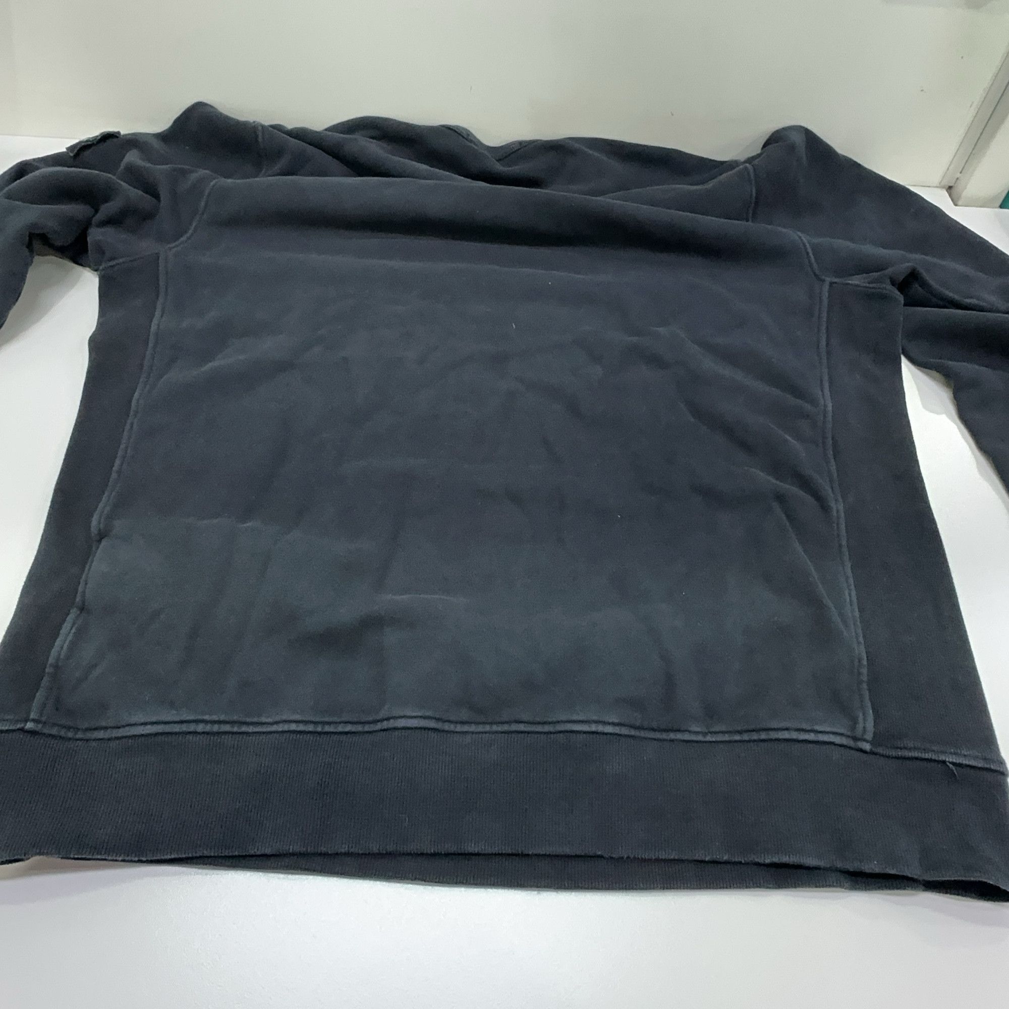 Stone Island Stone Island Compass Patch Sweatshirt Size L Size US L / EU 52-54 / 3 - 13 Thumbnail
