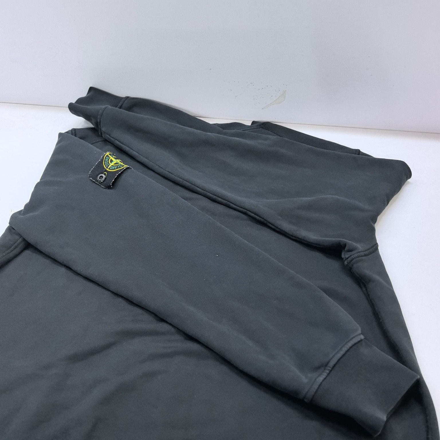 Stone Island Stone Island Compass Patch Crewneck Sweatshirt XL Size US XL / EU 56 / 4 - 18 Thumbnail