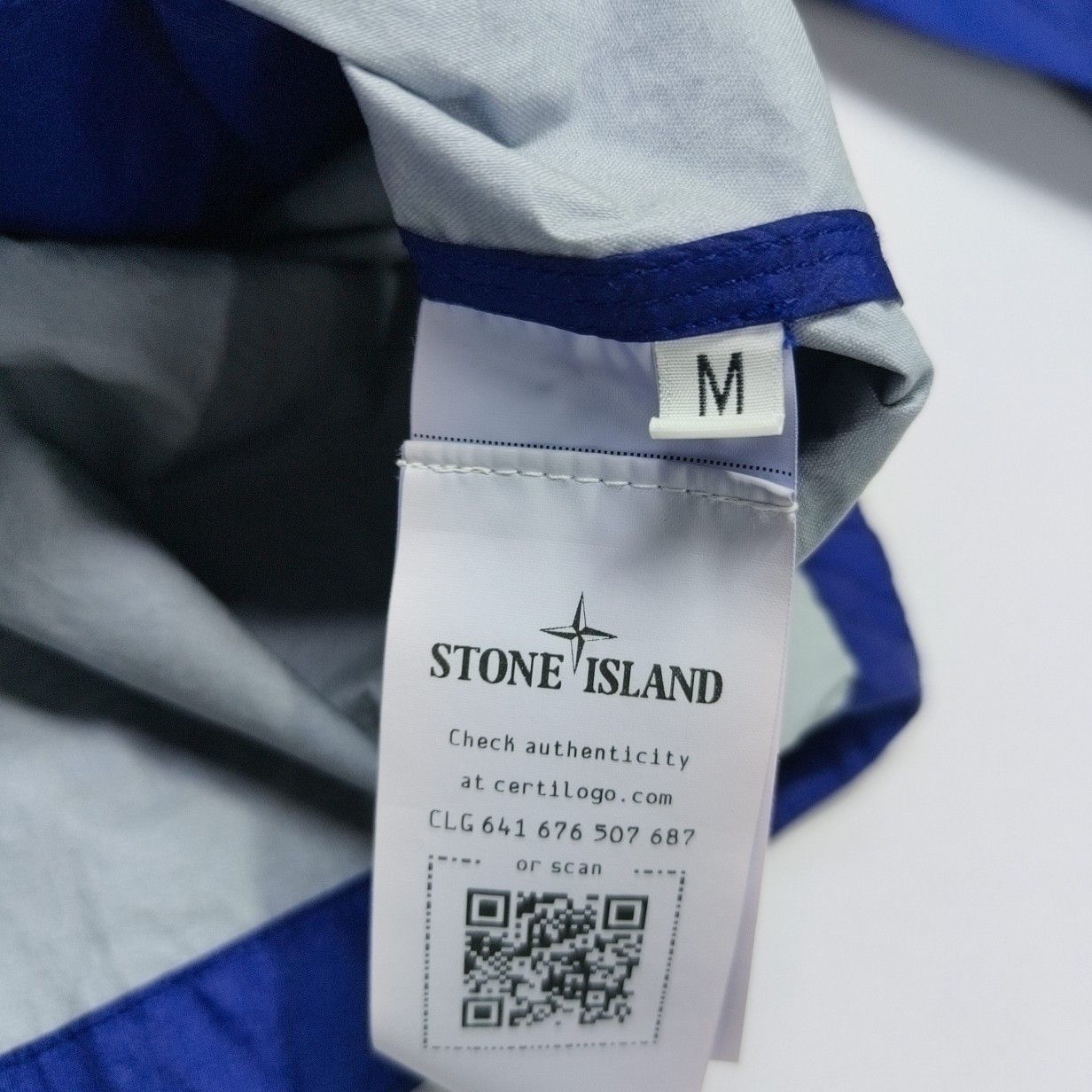 Stone Island Stone Island Blue Nylon Badge Jacket Size M Size US M / EU 48-50 / 2 - 5 Thumbnail