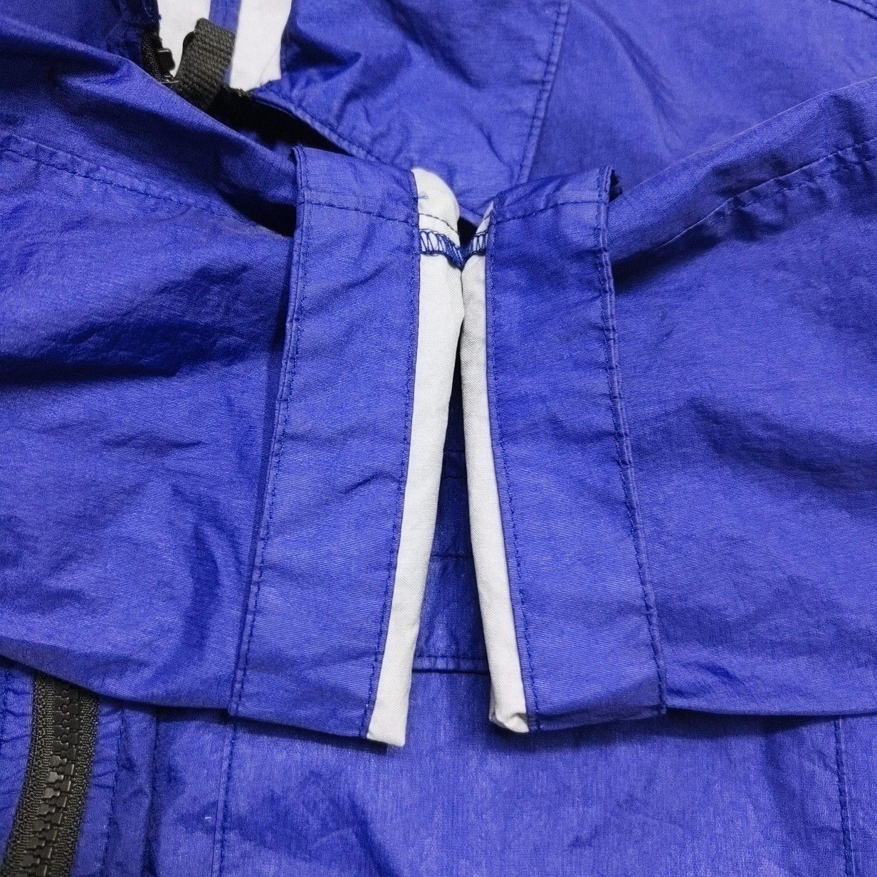 Stone Island Stone Island Blue Nylon Badge Jacket Size M Size US M / EU 48-50 / 2 - 13 Thumbnail
