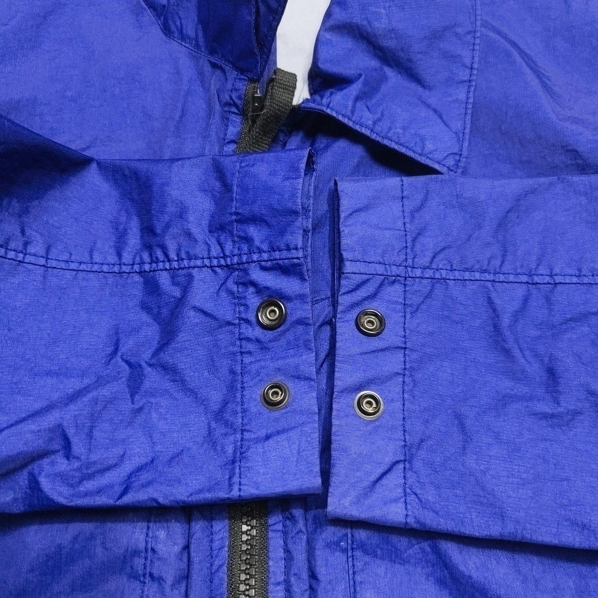Stone Island Stone Island Blue Nylon Badge Jacket Size M Size US M / EU 48-50 / 2 - 10 Thumbnail