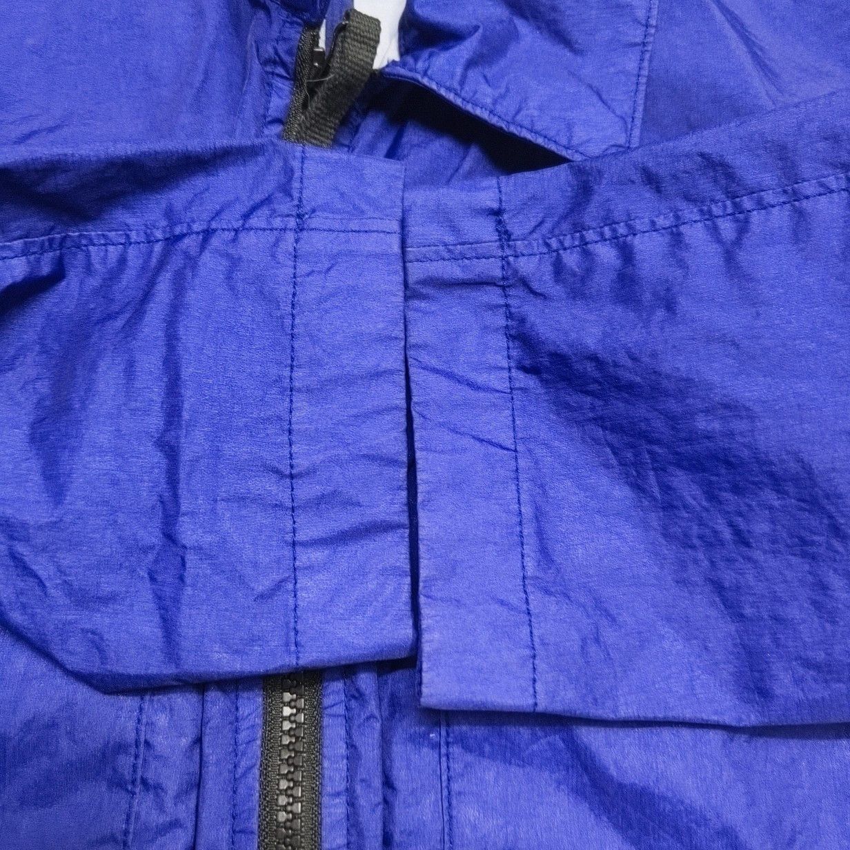 Stone Island Stone Island Blue Nylon Badge Jacket Size M Size US M / EU 48-50 / 2 - 11 Thumbnail