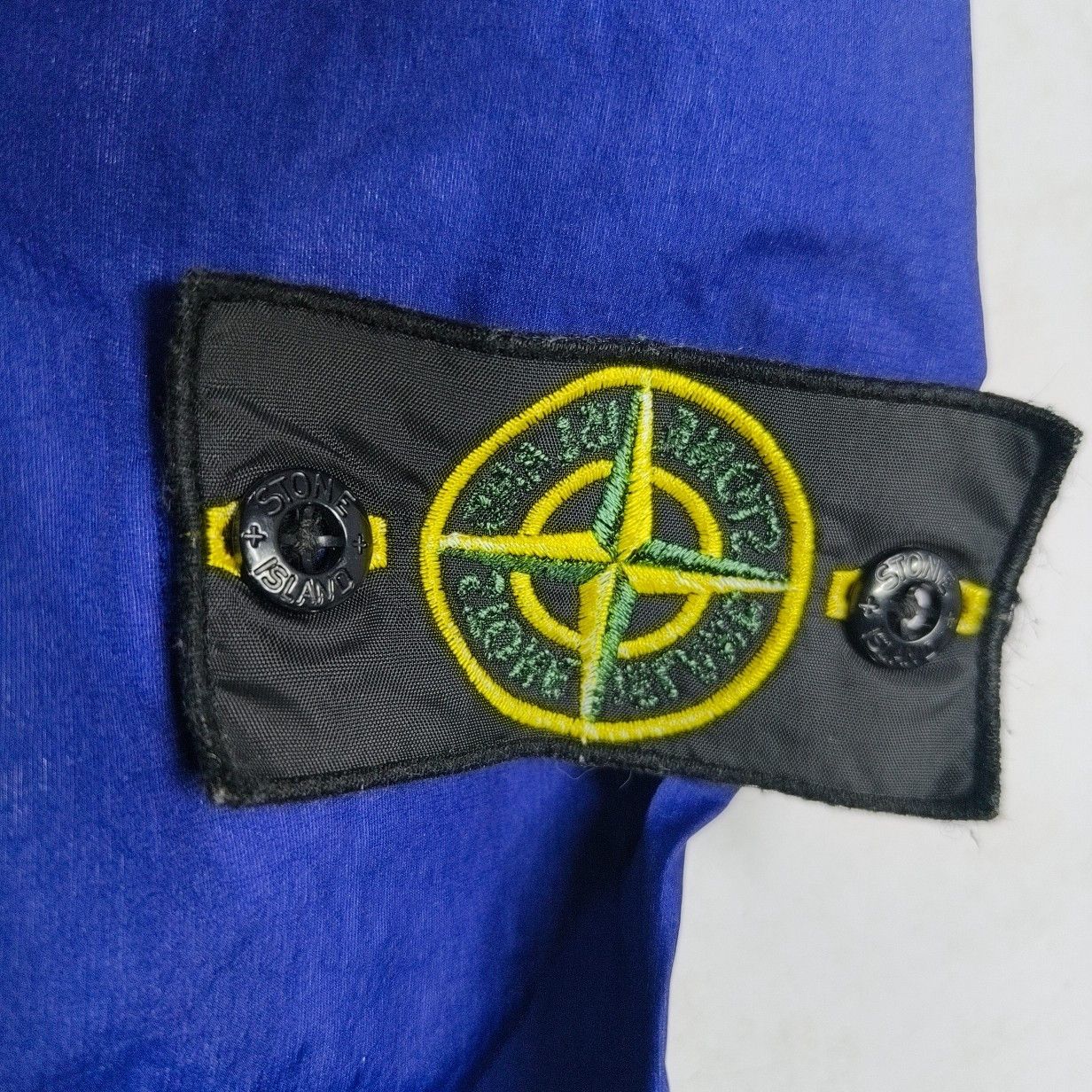 Stone Island Stone Island Blue Nylon Badge Jacket Size M Size US M / EU 48-50 / 2 - 4 Thumbnail