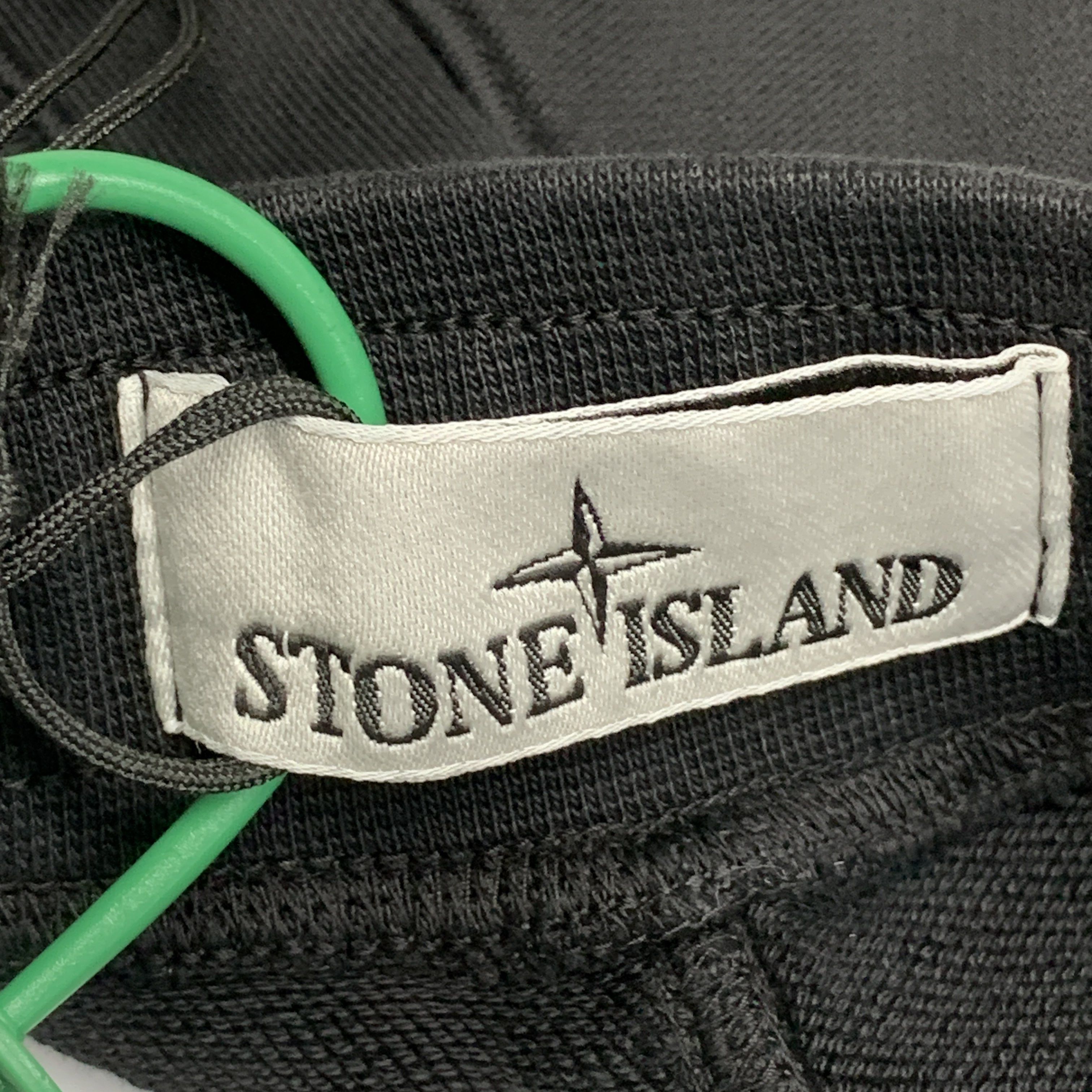 Stone Island STONE ISLAND Patch Pocket Jersey Shorts Size S Size US 30 / EU 46 - 2 Thumbnail
