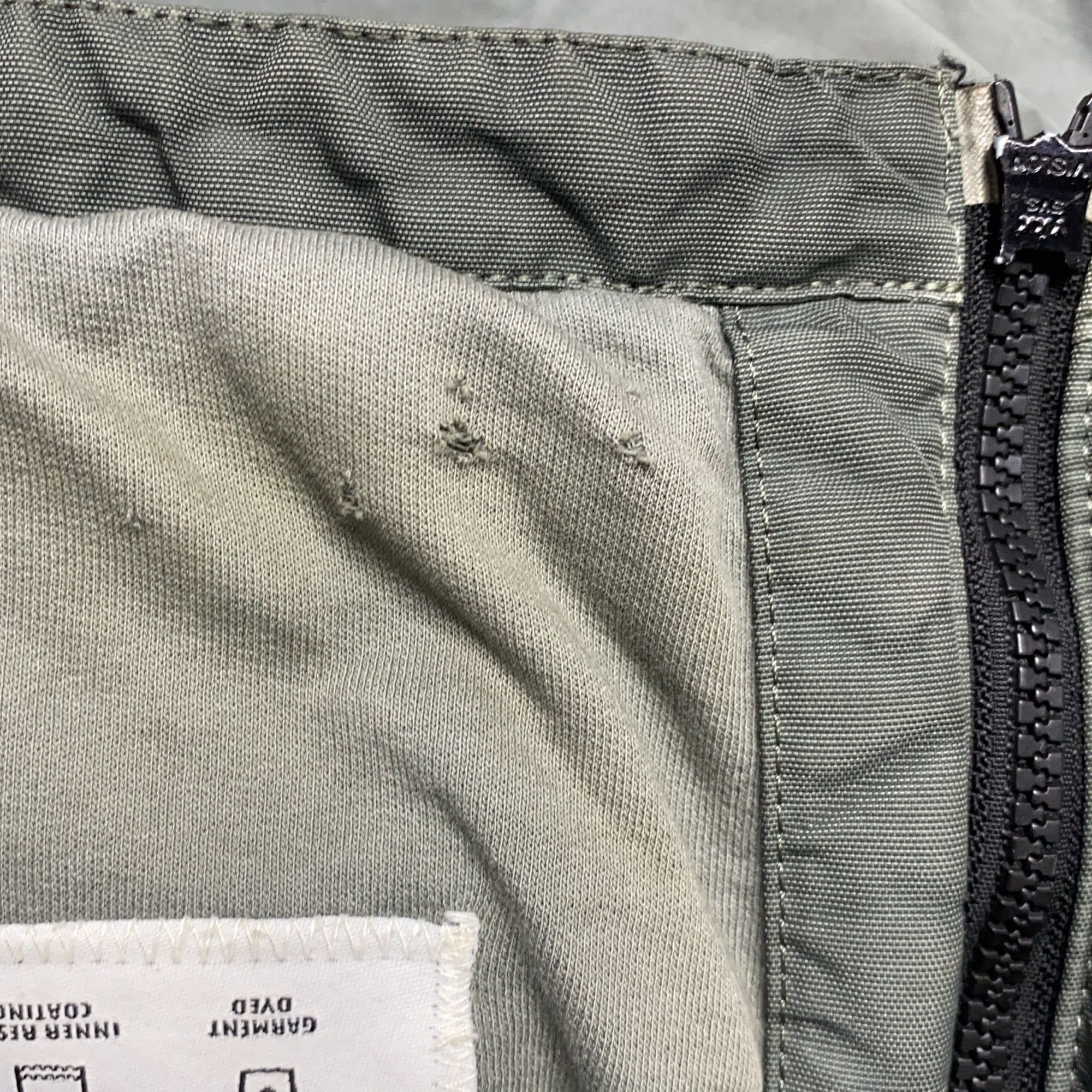 Stone Island Stone Island Logo Patch Light Jacket Green Size L Size US L / EU 52-54 / 3 - 8 Thumbnail