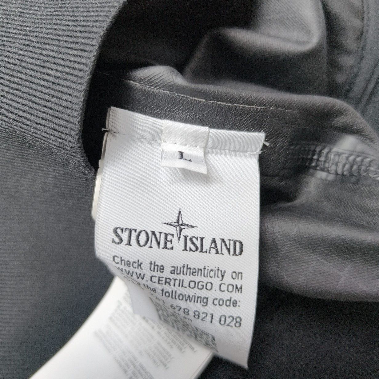 Stone Island Stone Island Compass Patch Zip Jacket Size L Size US L / EU 52-54 / 3 - 5 Thumbnail