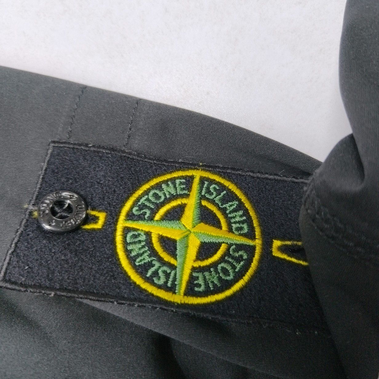 Stone Island Stone Island Compass Patch Zip Jacket Size L Size US L / EU 52-54 / 3 - 4 Thumbnail