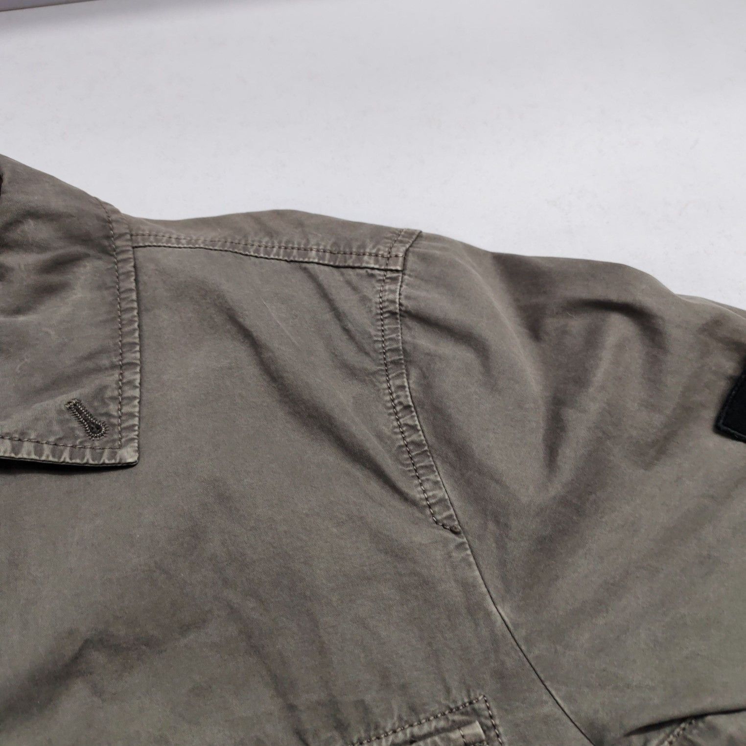 Stone Island Stone Island Zip Pocket Light Jacket Size M Size US M / EU 48-50 / 2 - 13 Thumbnail