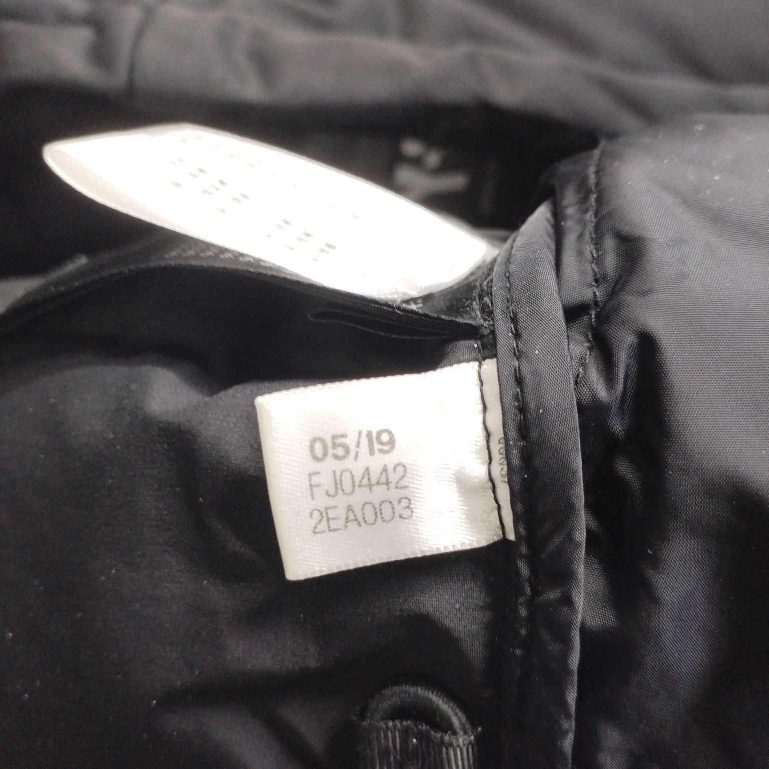 Y-3 Y-3 Hooded Down Jacket Size M Size US M / EU 48-50 / 2 - 3 Thumbnail