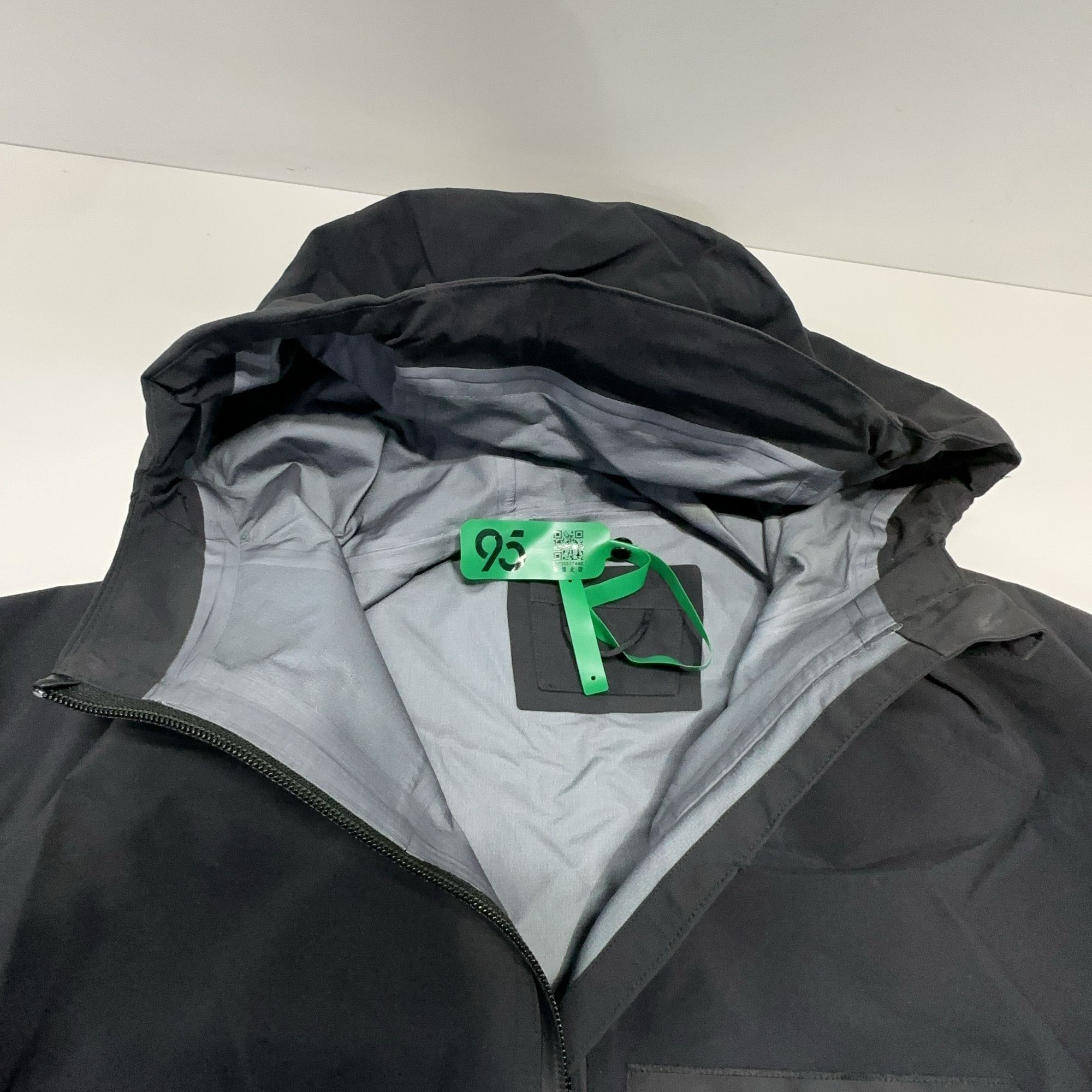 Y-3 Y-3 x Terrex Gore-Tex Hooded Jacket Size L Size US L / EU 52-54 / 3 - 5 Thumbnail