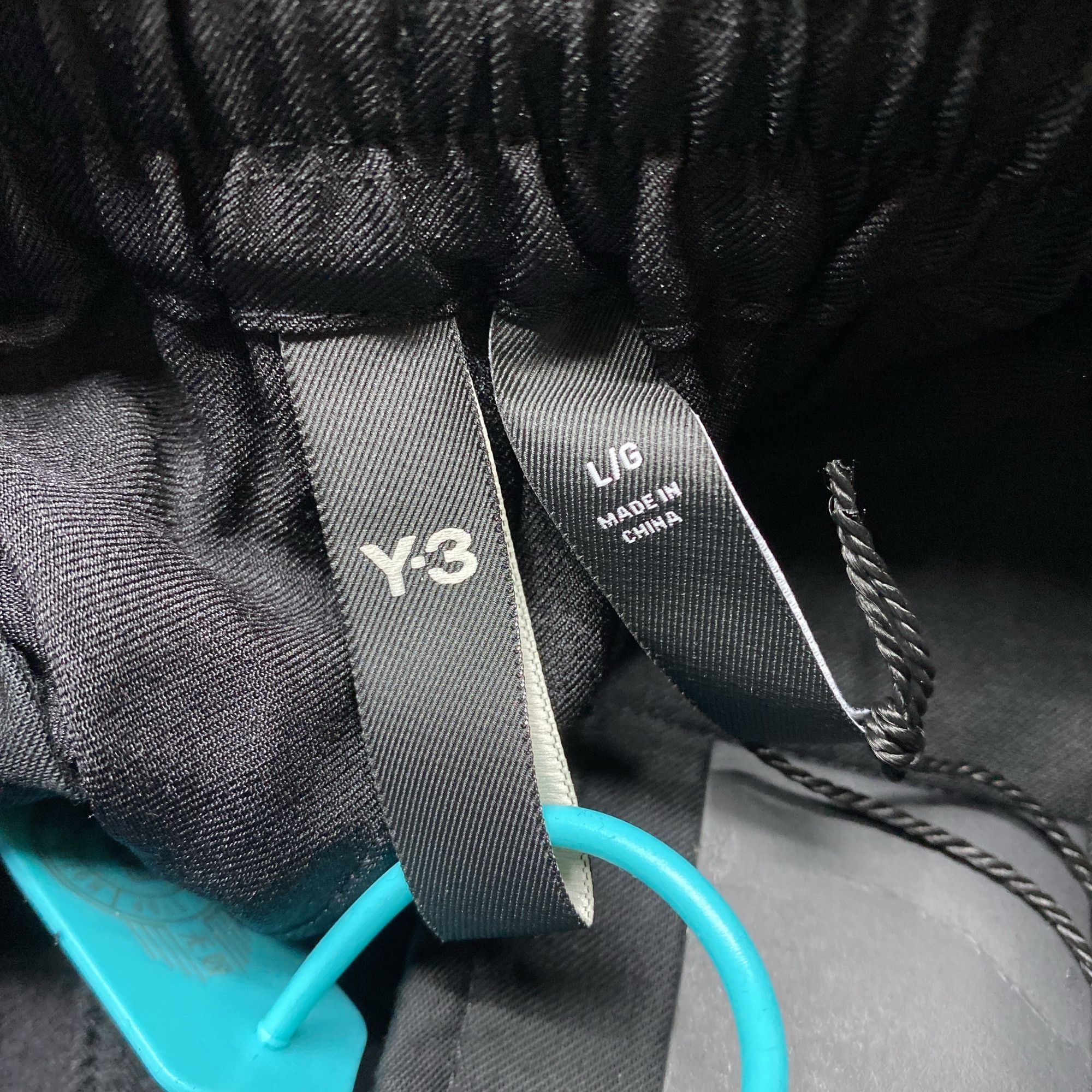 Y-3 Y-3 x Real Madrid Striped Track Pants Size L Size US 34 / EU 50 - 5 Thumbnail
