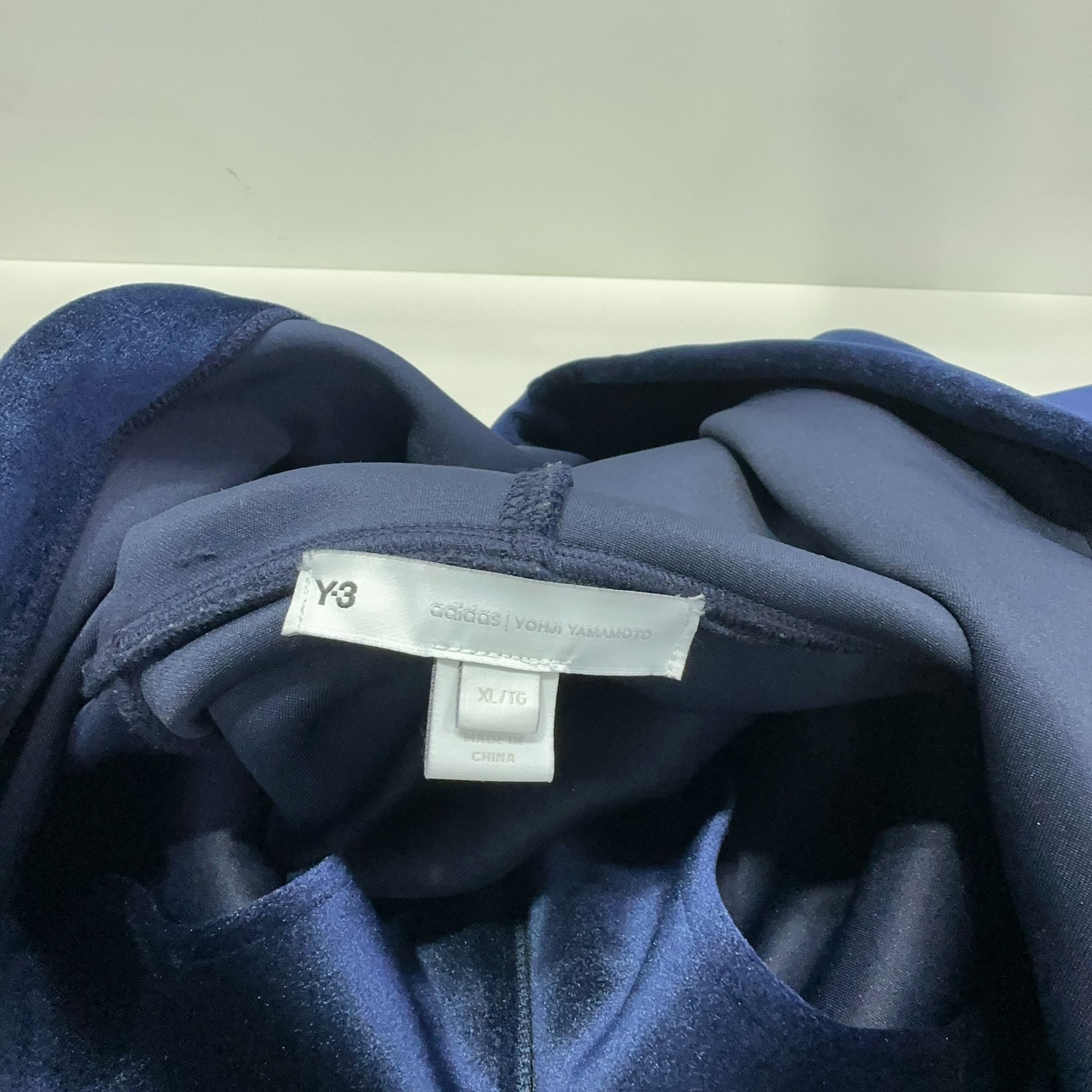 Y-3 Y-3 Velour Zip-Up Hoodie Size XL Size US XL / EU 56 / 4 - 5 Thumbnail