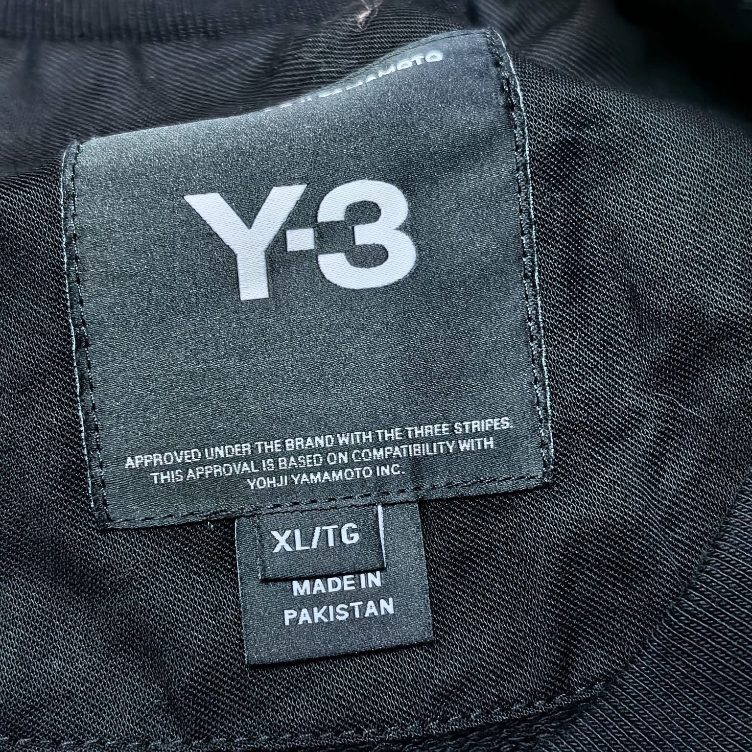 Y-3 Y-3 Logo Print Sweatshirt Black XL Size US XL / EU 56 / 4 - 3 Thumbnail