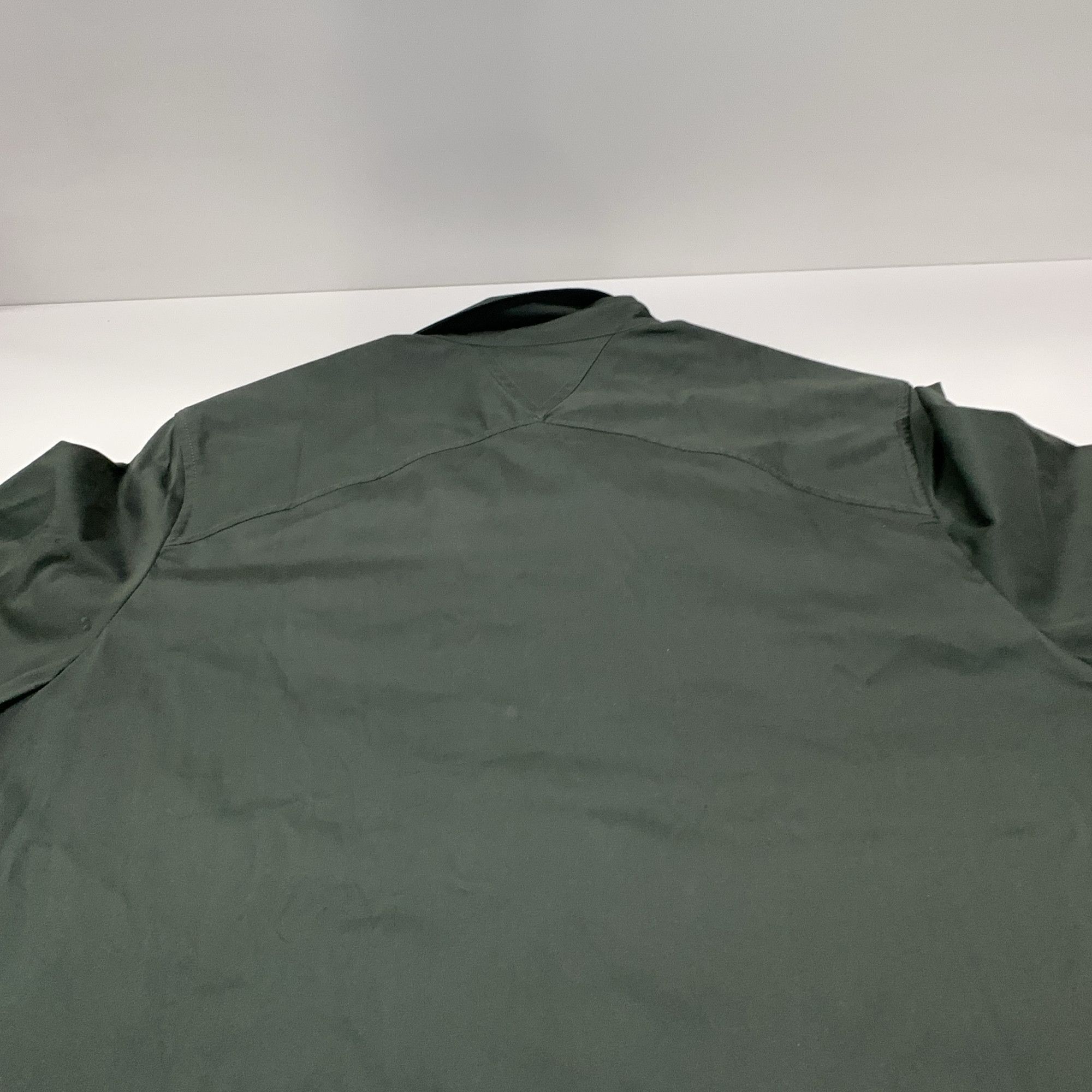 Bottega Veneta Bottega Veneta Dark Green Short Sleeve Shirt Size 46 Size US S / EU 44-46 / 1 - 12 Thumbnail