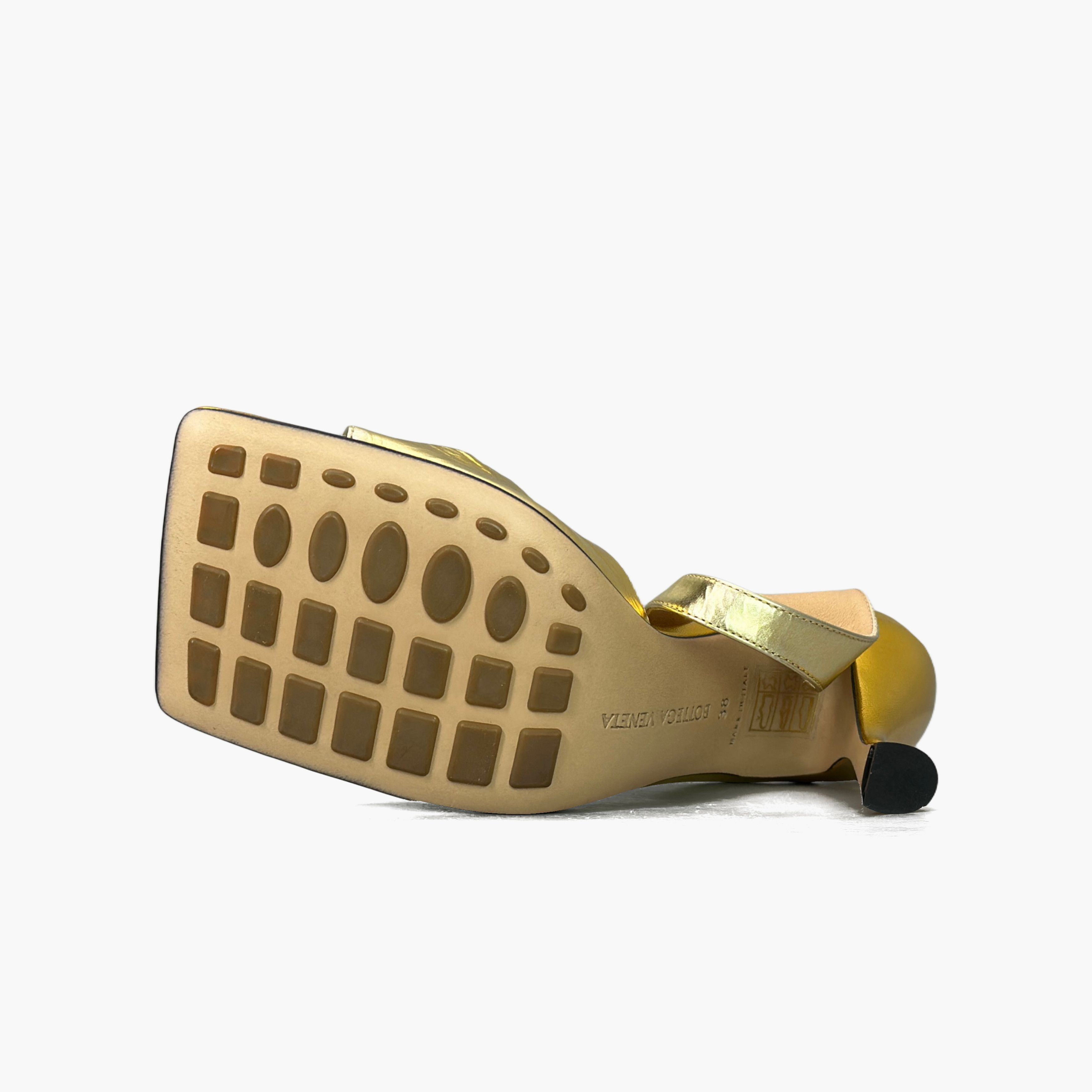 Bottega Veneta Bottega Veneta Gold Toe Loop Heels Size 38 Size US 8 / IT 38 - 8 Thumbnail