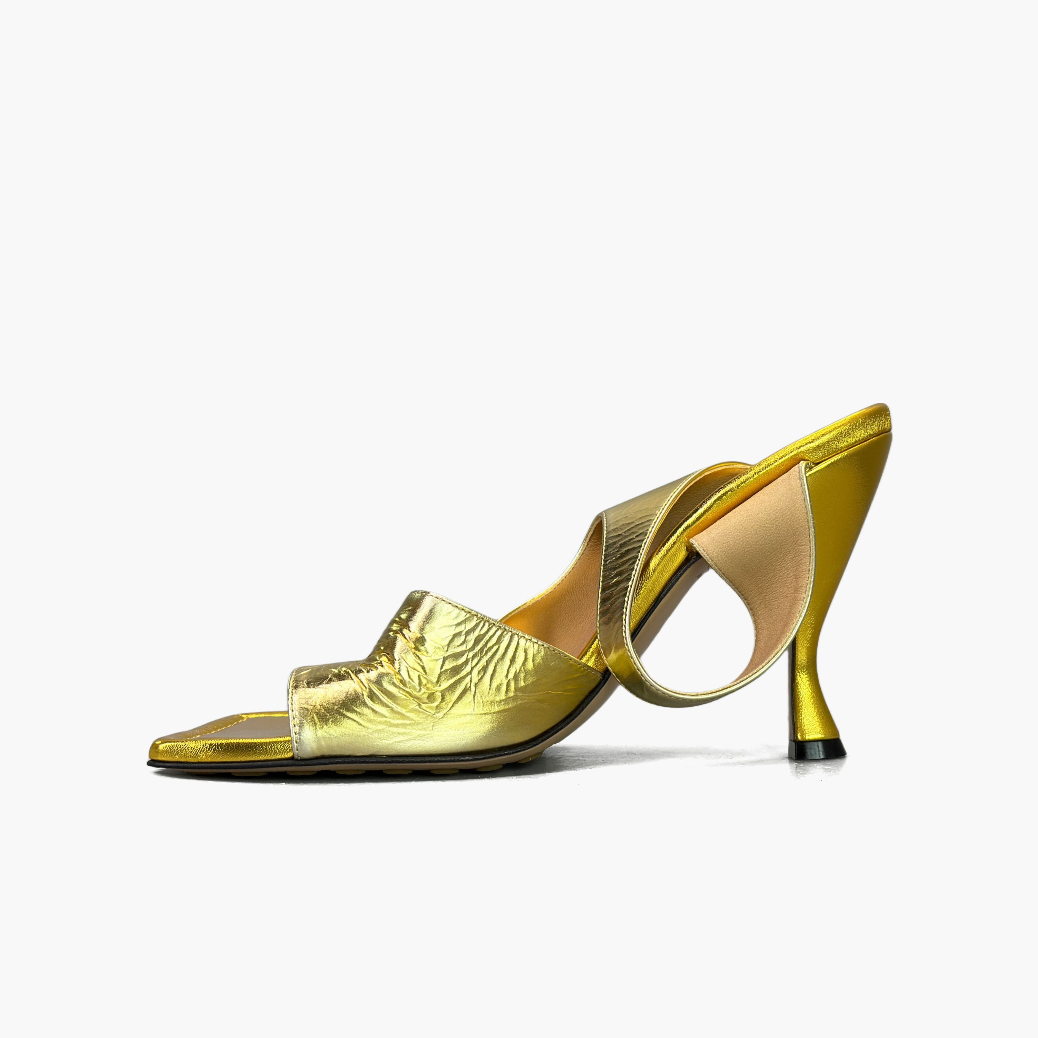 Bottega Veneta Bottega Veneta Gold Toe Loop Heels Size 38 Size US 8 / IT 38 - 3 Thumbnail