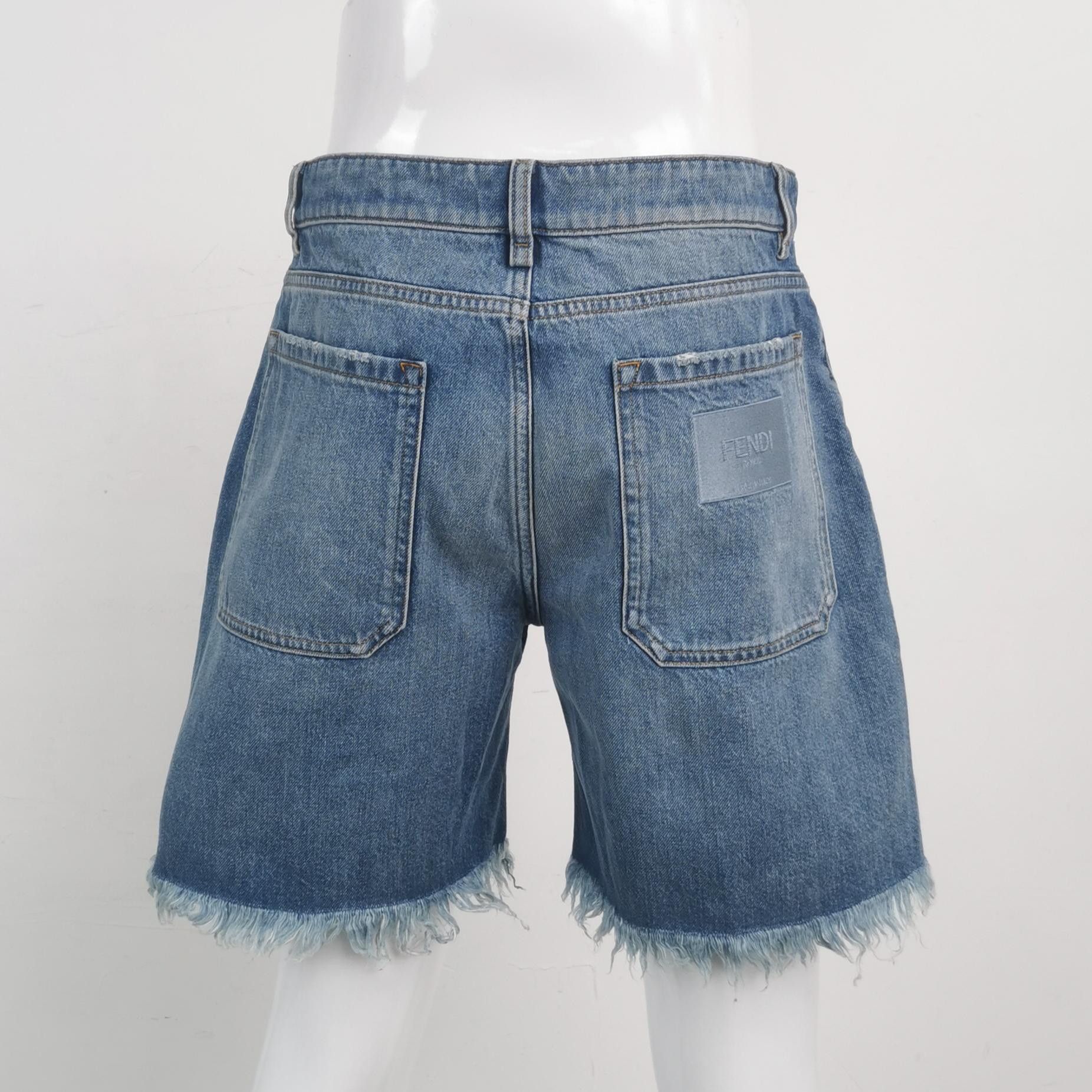 Fendi Fendi Men 32 Shorts Size US 32 / EU 48 - 2 Thumbnail