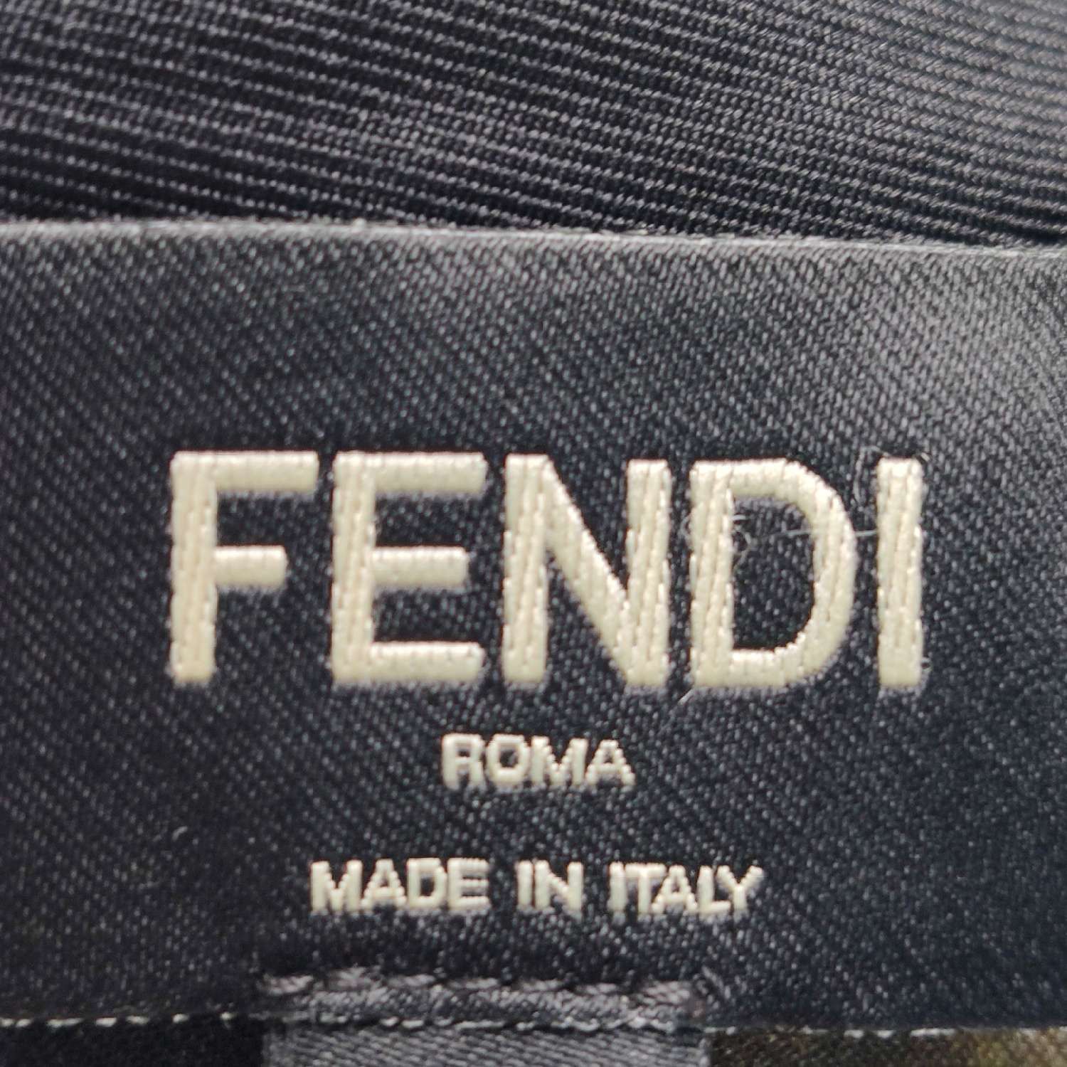 Fendi Fendi Men m Short Sleeve Shirts Size US M / EU 48-50 / 2 - 5 Thumbnail