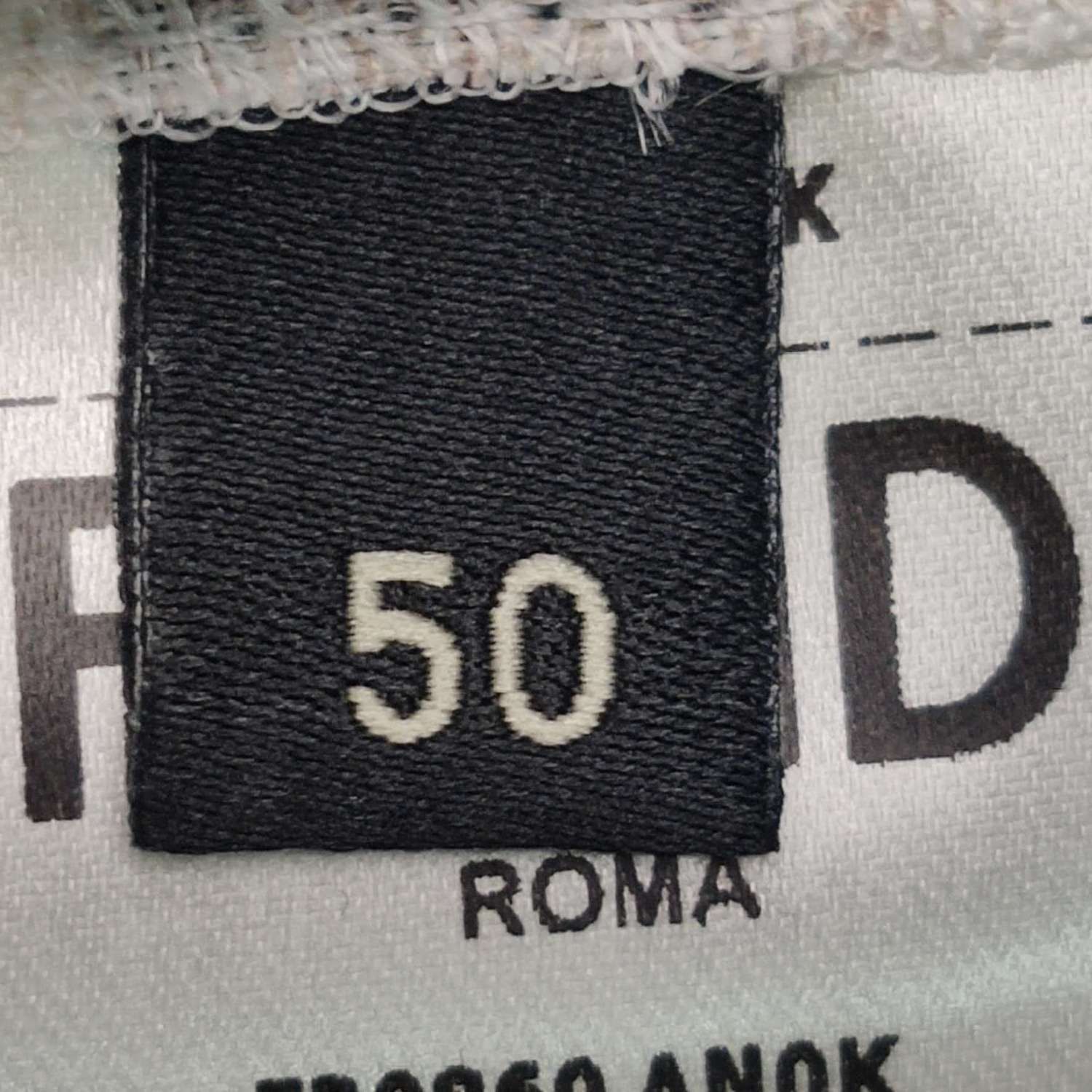 Fendi Fendi Men 34 Shorts Size US 34 / EU 50 - 8 Thumbnail